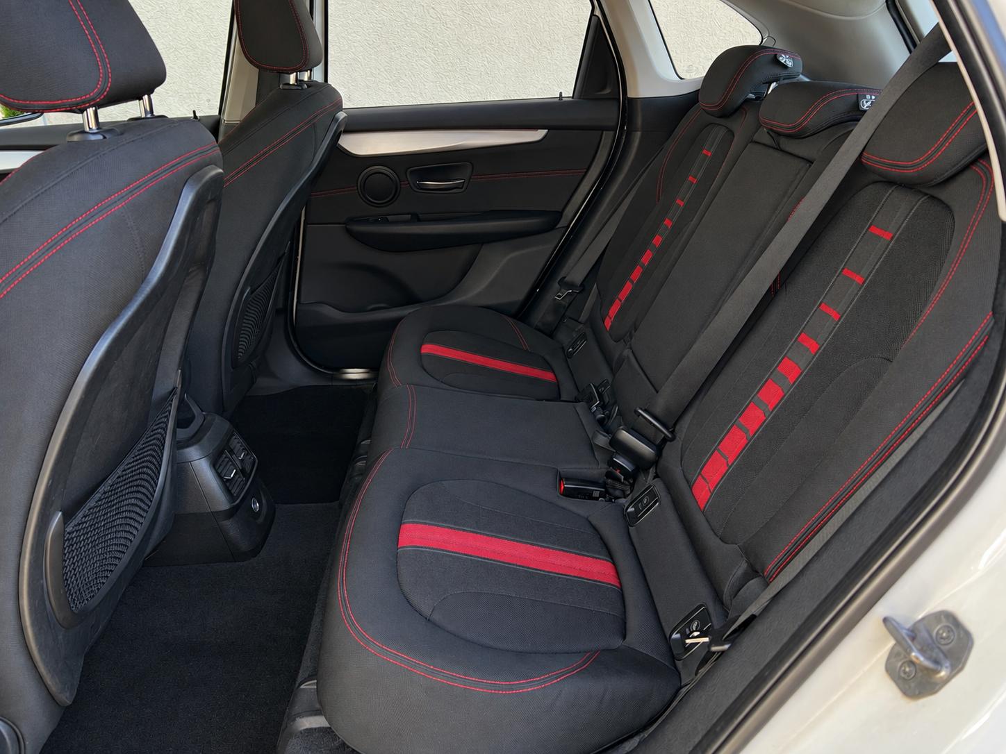 BMW 220i Active Tourer Sport Line Steptronic-image-11