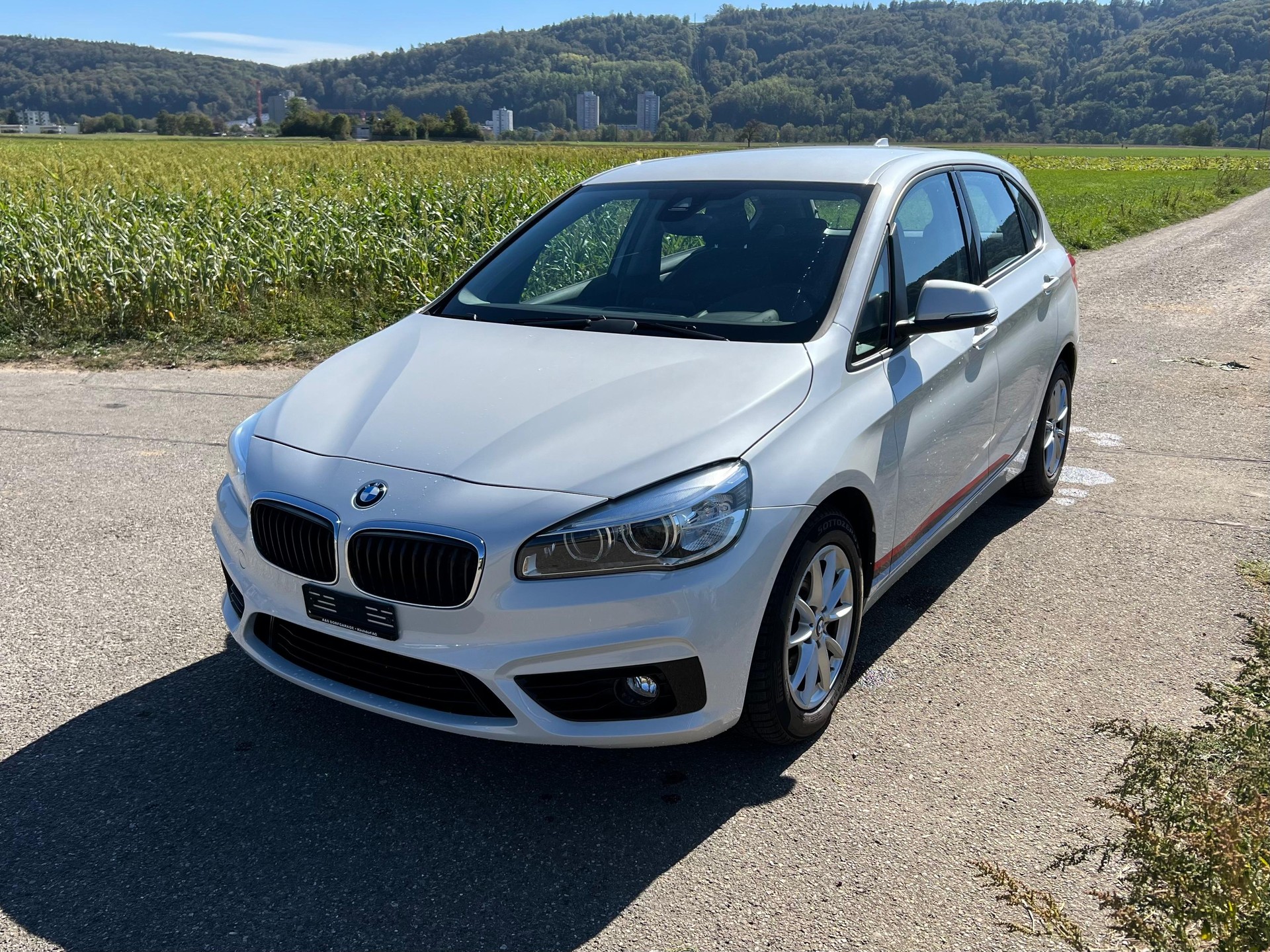 BMW 220i Active Tourer Sport Line Steptronic-image-0