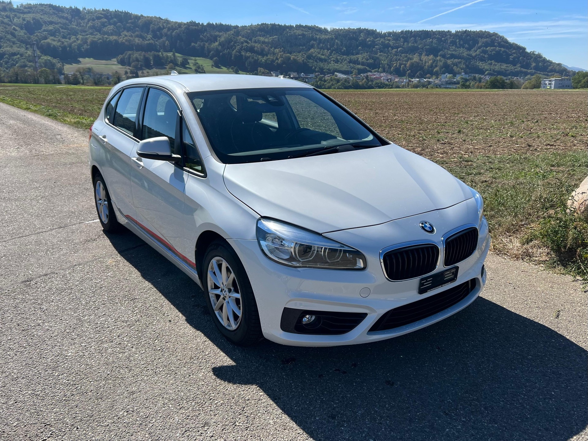 BMW 220i Active Tourer Sport Line Steptronic-image-6