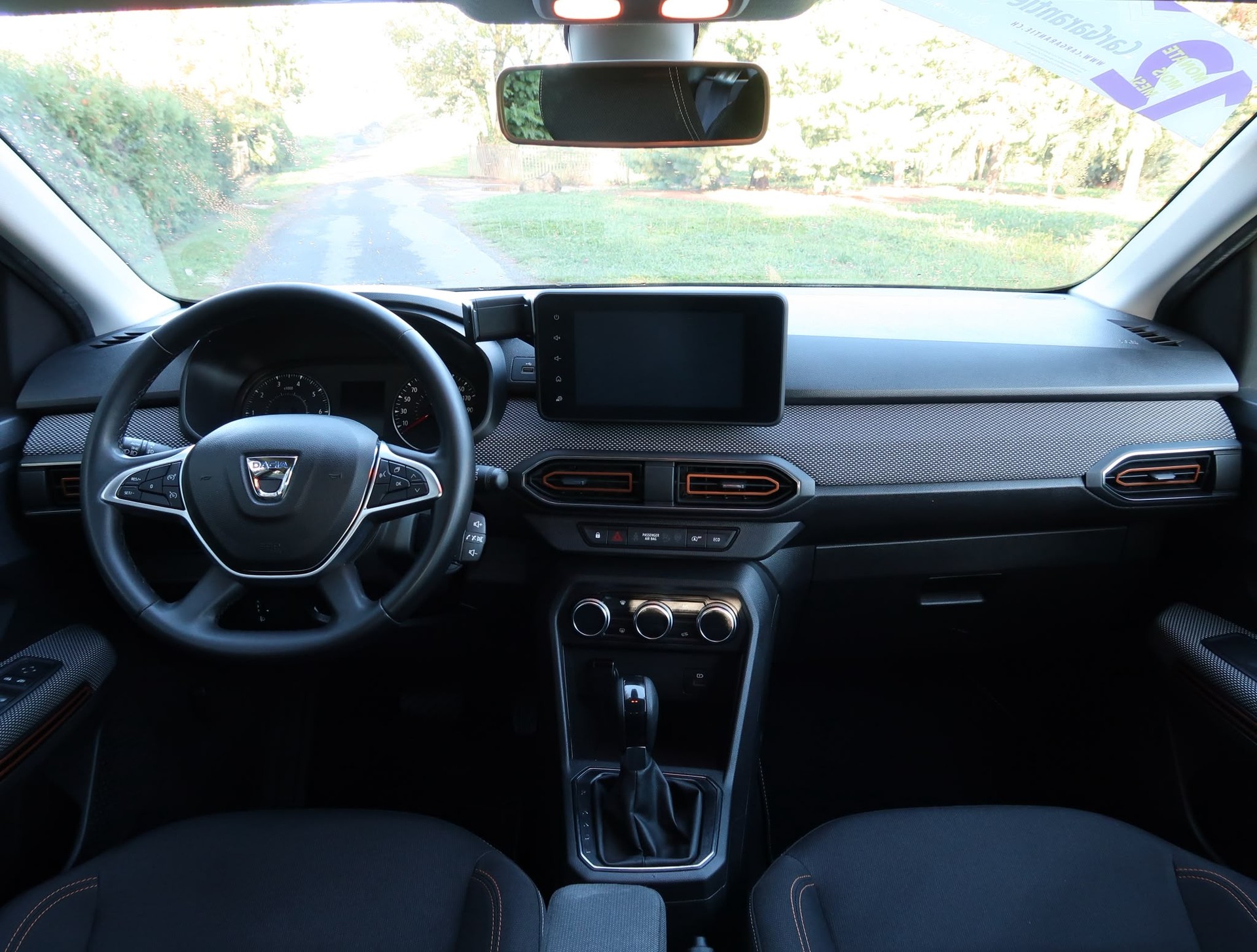 DACIA Sandero Stp 90 Comf. CVT-image-9