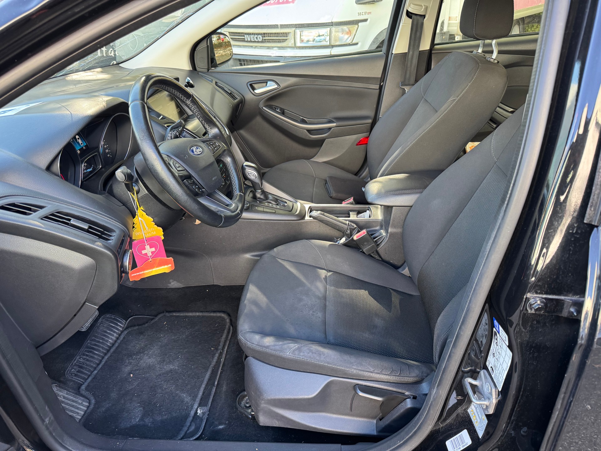 FORD Focus 2.0 TDCi Business Powershift-image-14