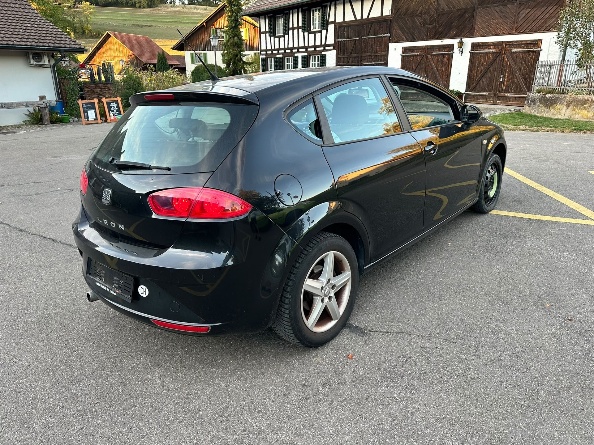 SEAT Leon 1.6 TDI Style-image-4