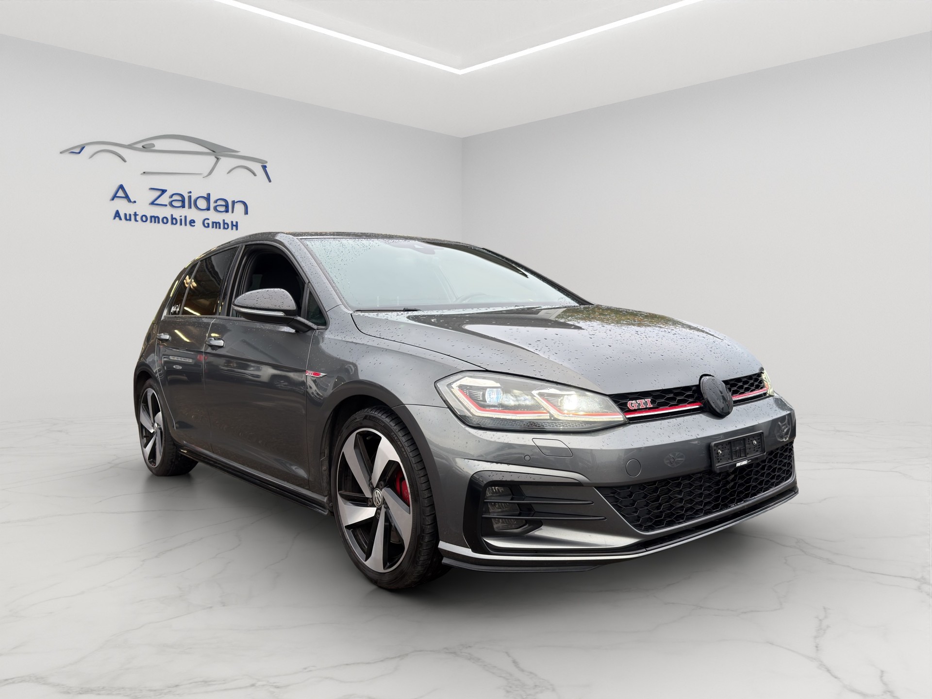 VW Golf 2.0 TSI GTI Performance DSG-image-2