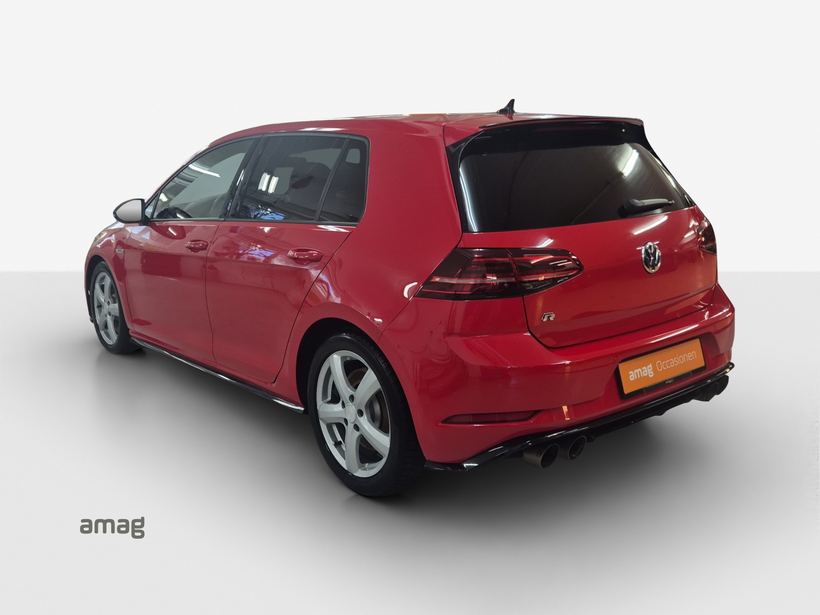 VW Golf 2.0 TSI R 4Motion DSG-image-2