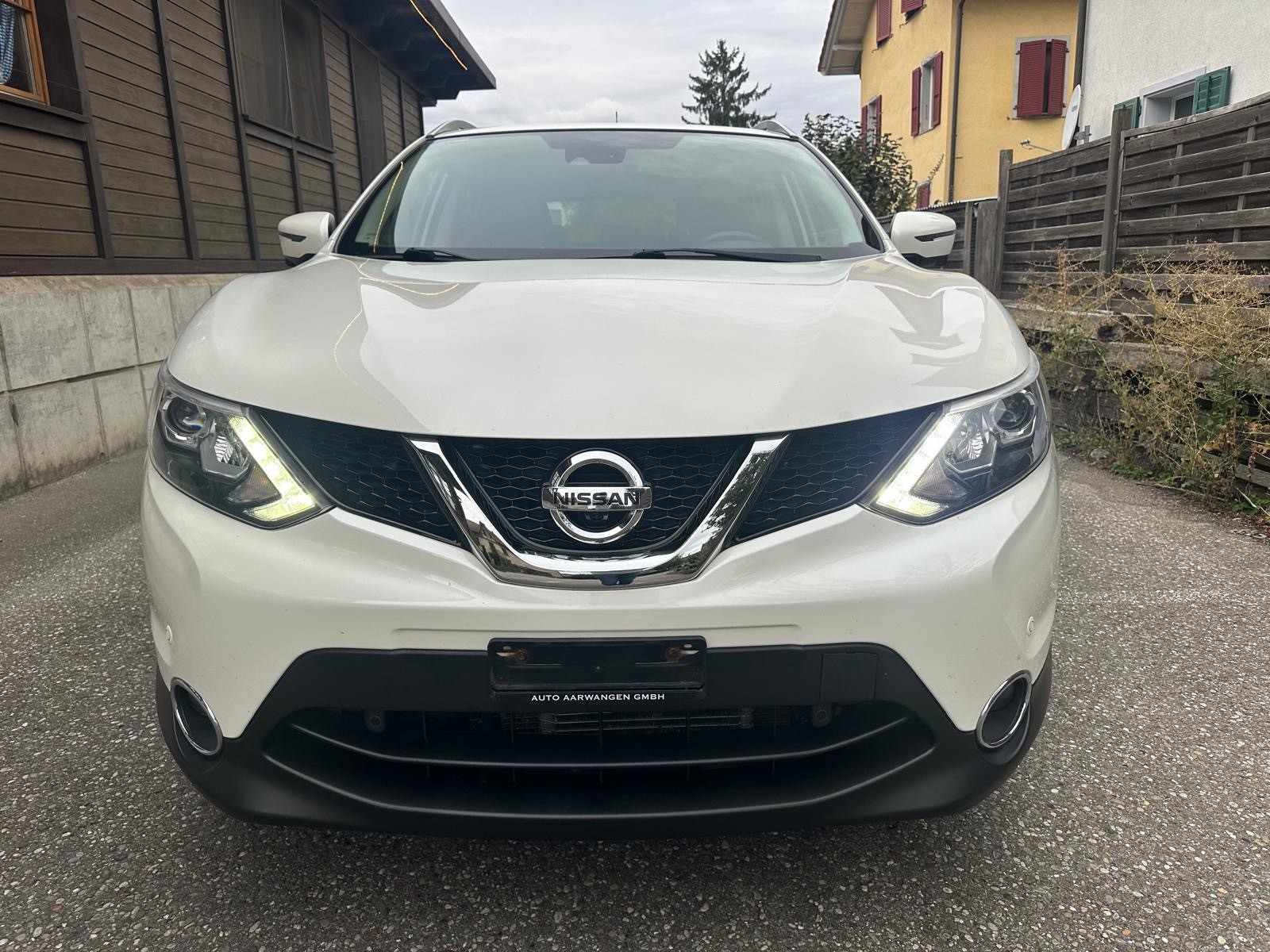 NISSAN Qashqai 1.6 dCi tekna Xtronic CVT-image-4