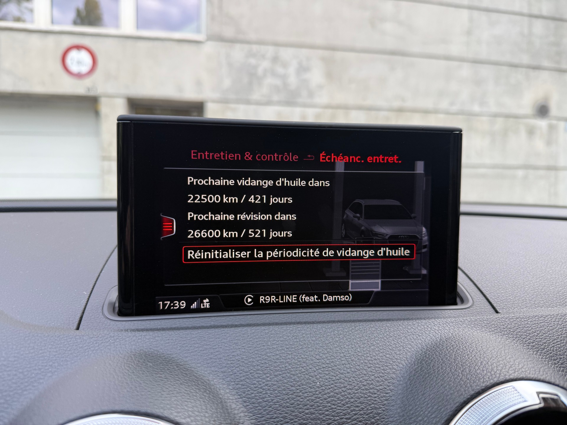 AUDI A3 Sportback 35 TFSI S Line Sport S-tronic-image-15