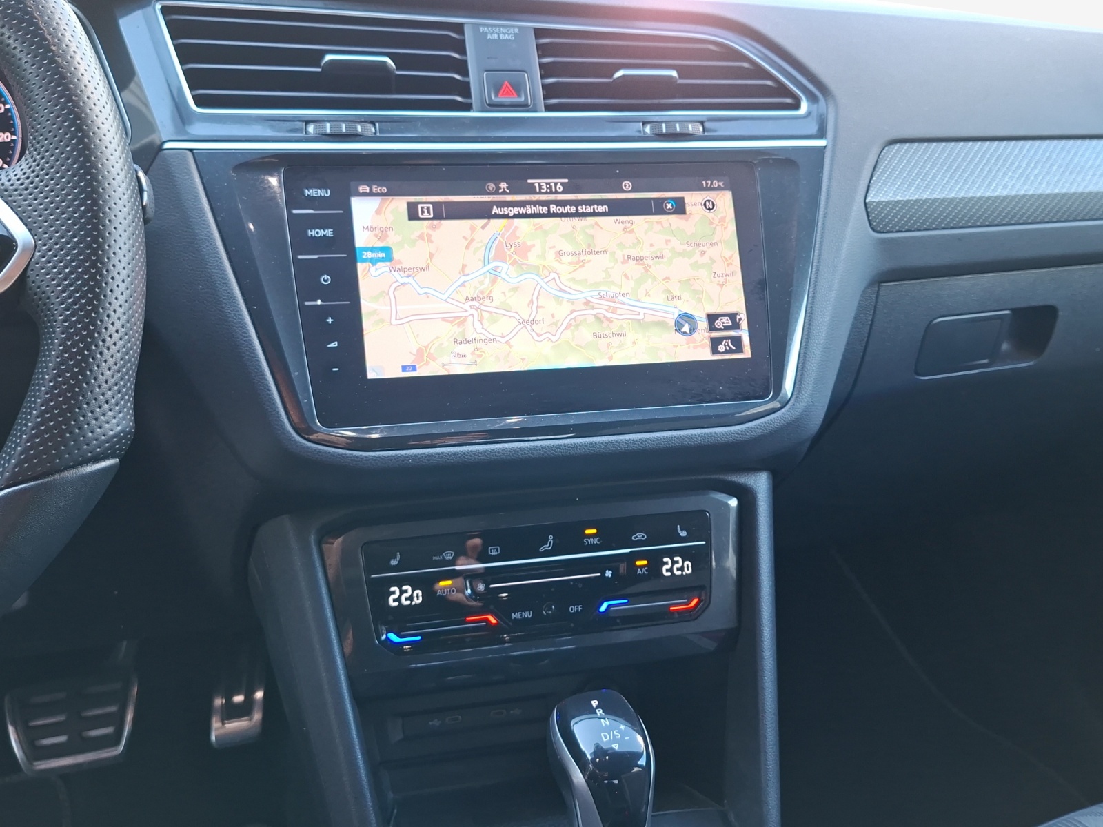 VW Tiguan 2.0 TDI SCR R-Line 4Motion DSG-image-10
