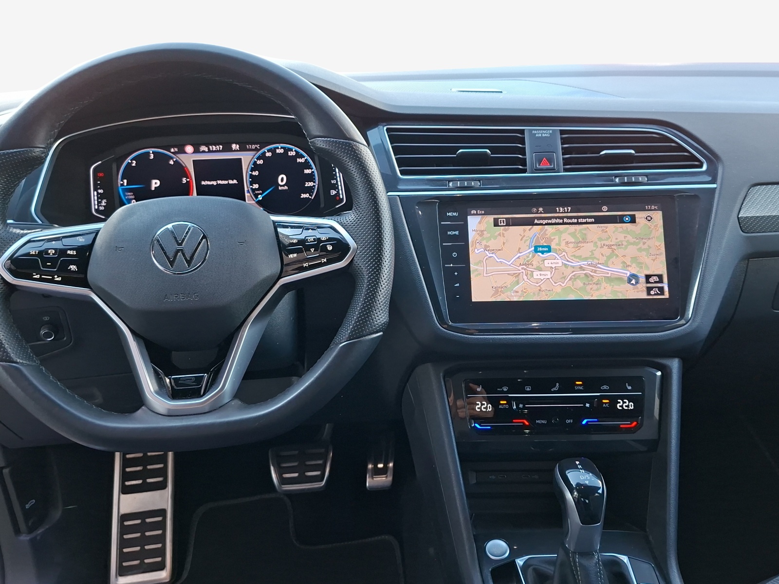 VW Tiguan 2.0 TDI SCR R-Line 4Motion DSG-image-8