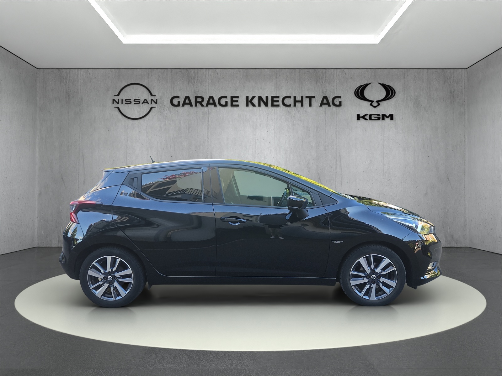 NISSAN Micra 0.9 IG-T N-Connecta-image-0