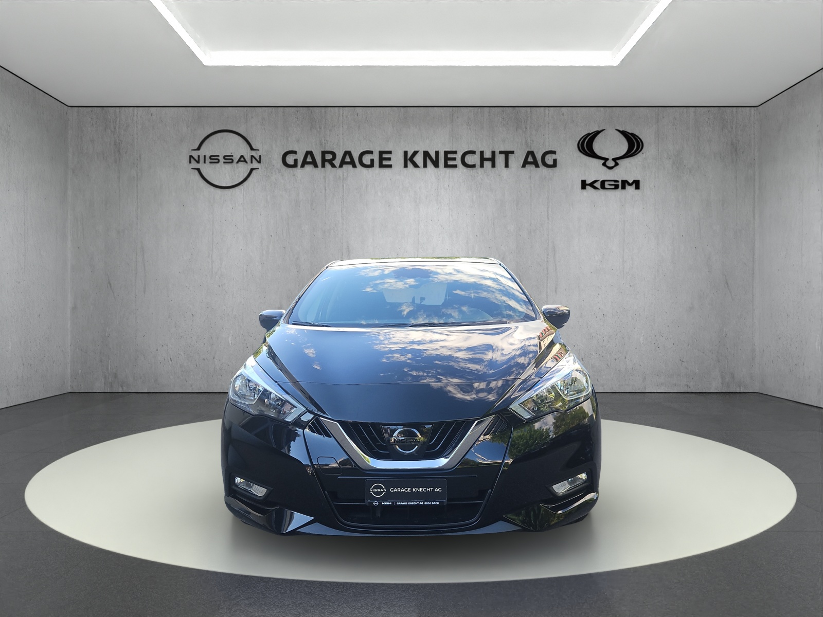 NISSAN Micra 0.9 IG-T N-Connecta-image-2