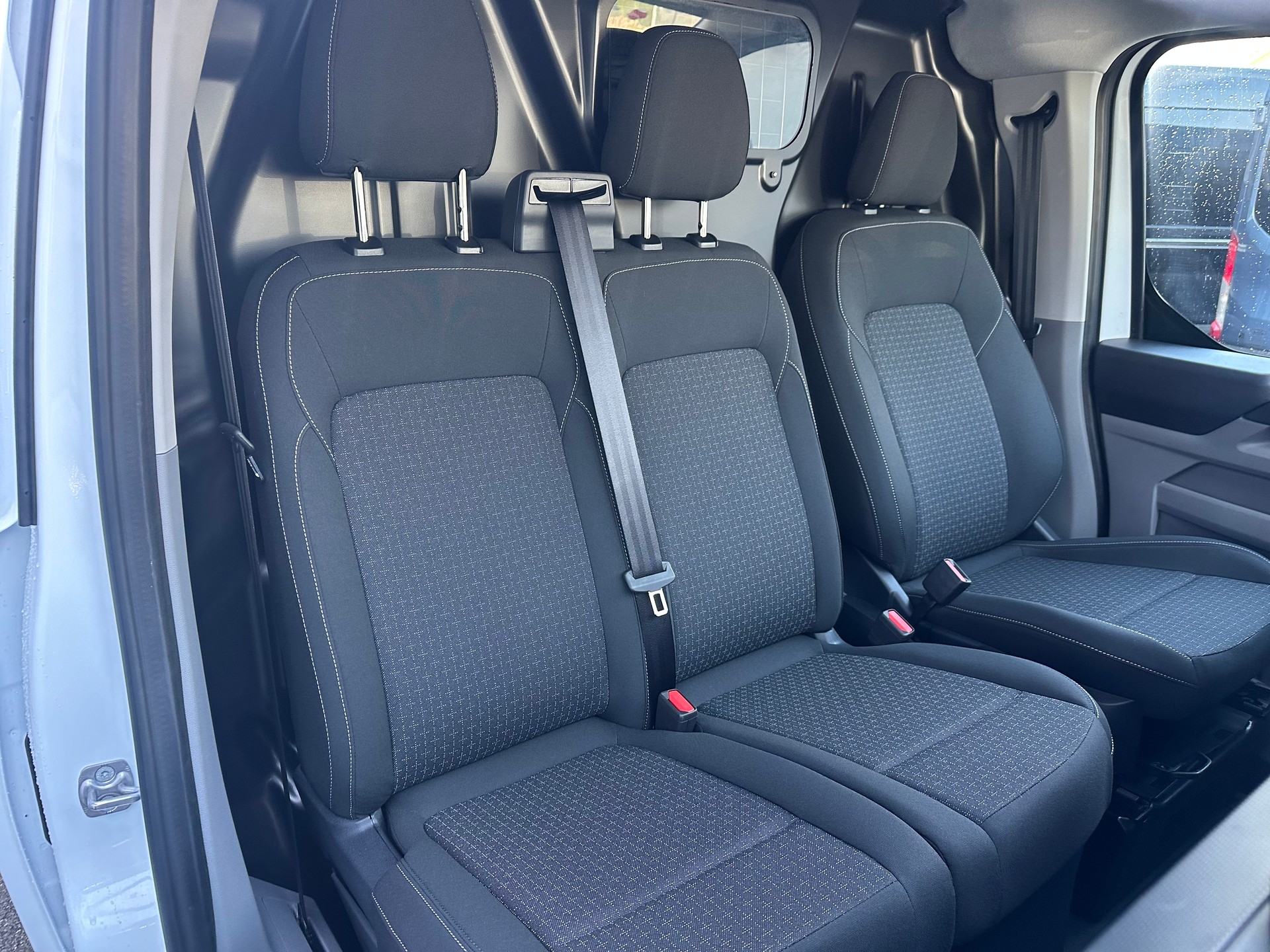 FORD Transit Custom Van 280 L1 2.0 EcoBl Trend/136CV/Aut.-image-12