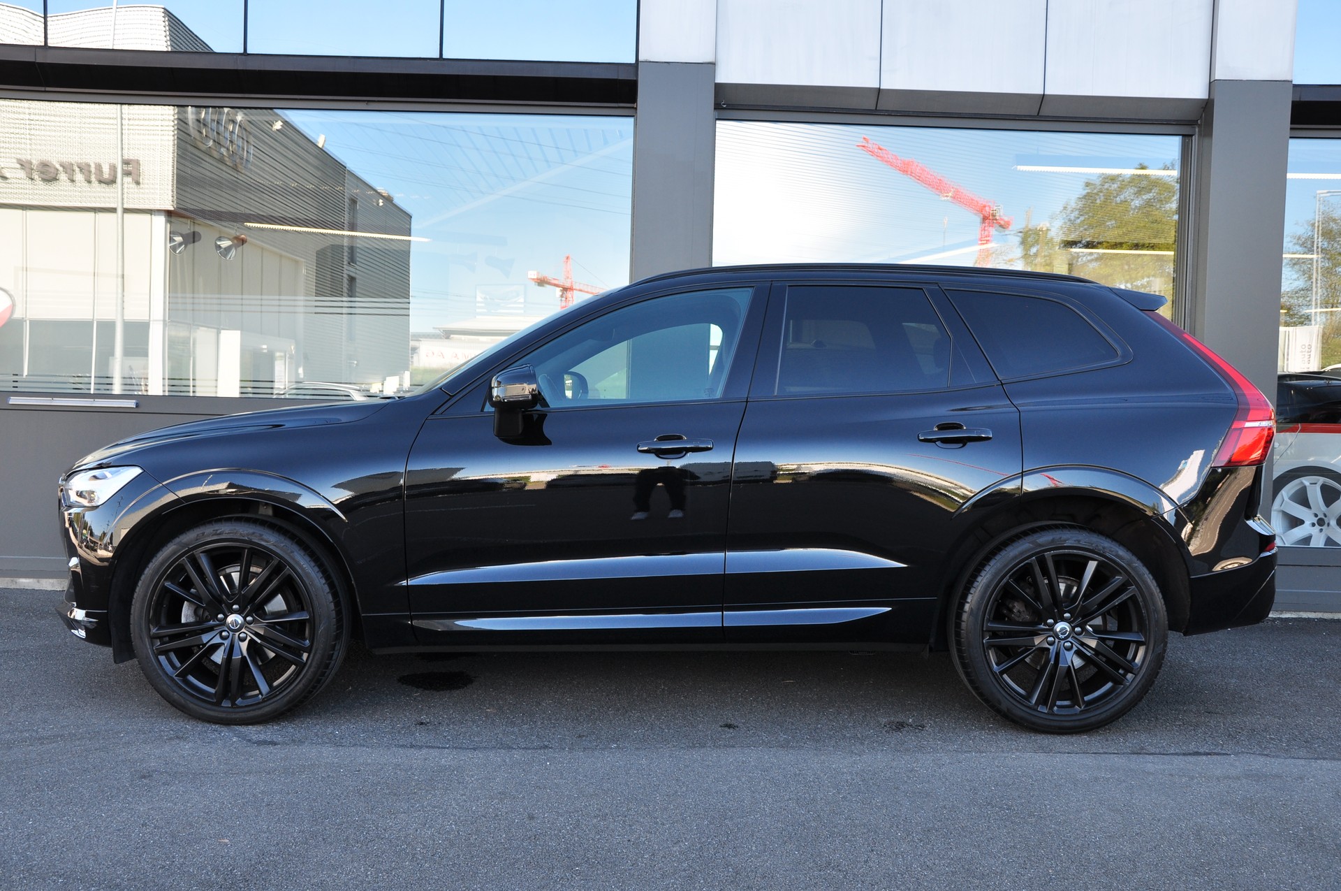 VOLVO XC60 T5 AWD R-Design Geartronic-image-4