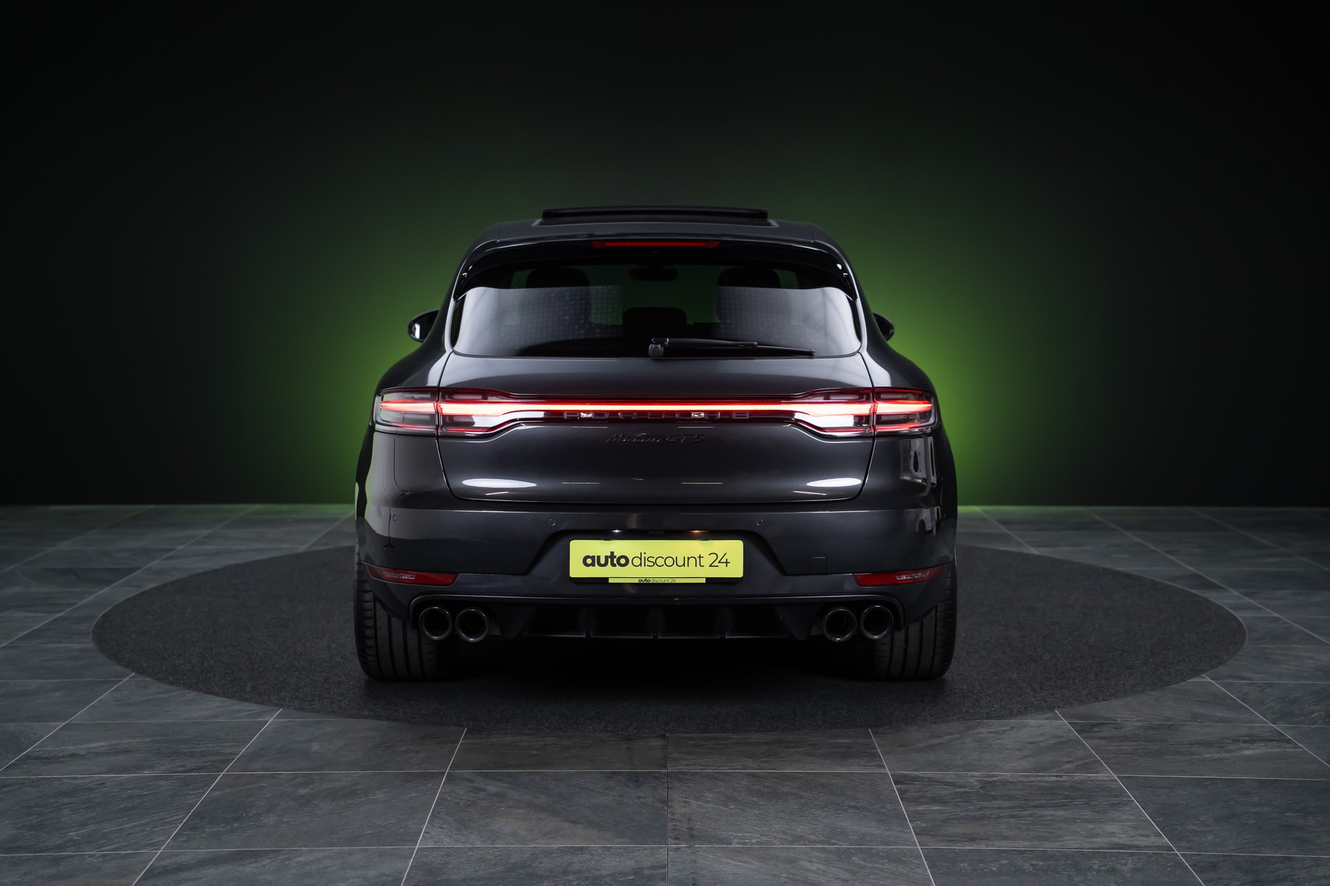 PORSCHE Macan 2.9 V6 GTS / CH-Fahrzeug / Sport-Chrono / Panorama-Schiebedach-image-5