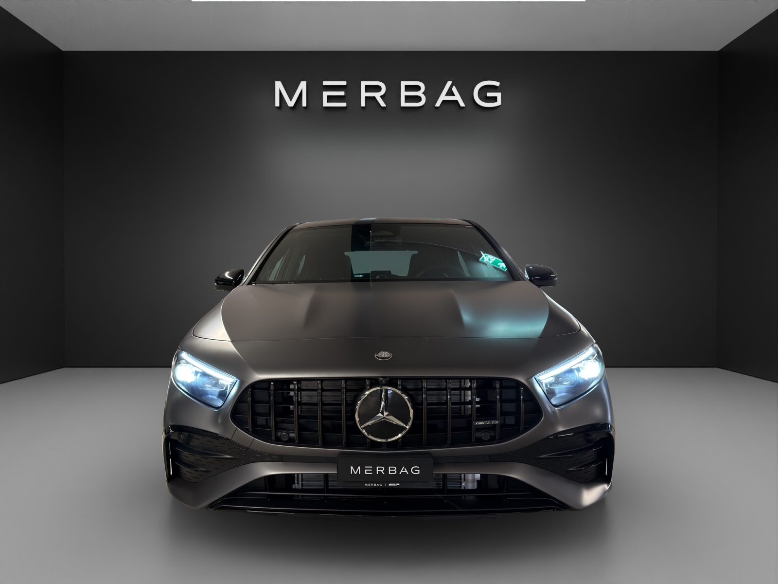 MERCEDES-BENZ A AMG 35 4Matic 8G-DCT-image-1