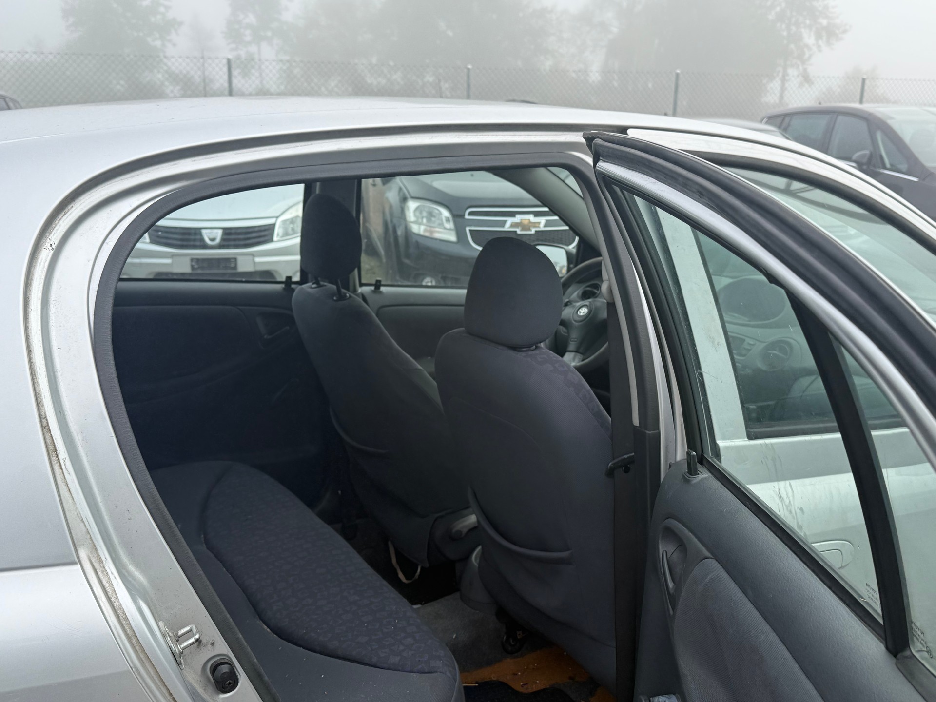 TOYOTA Yaris 1.3-image-7
