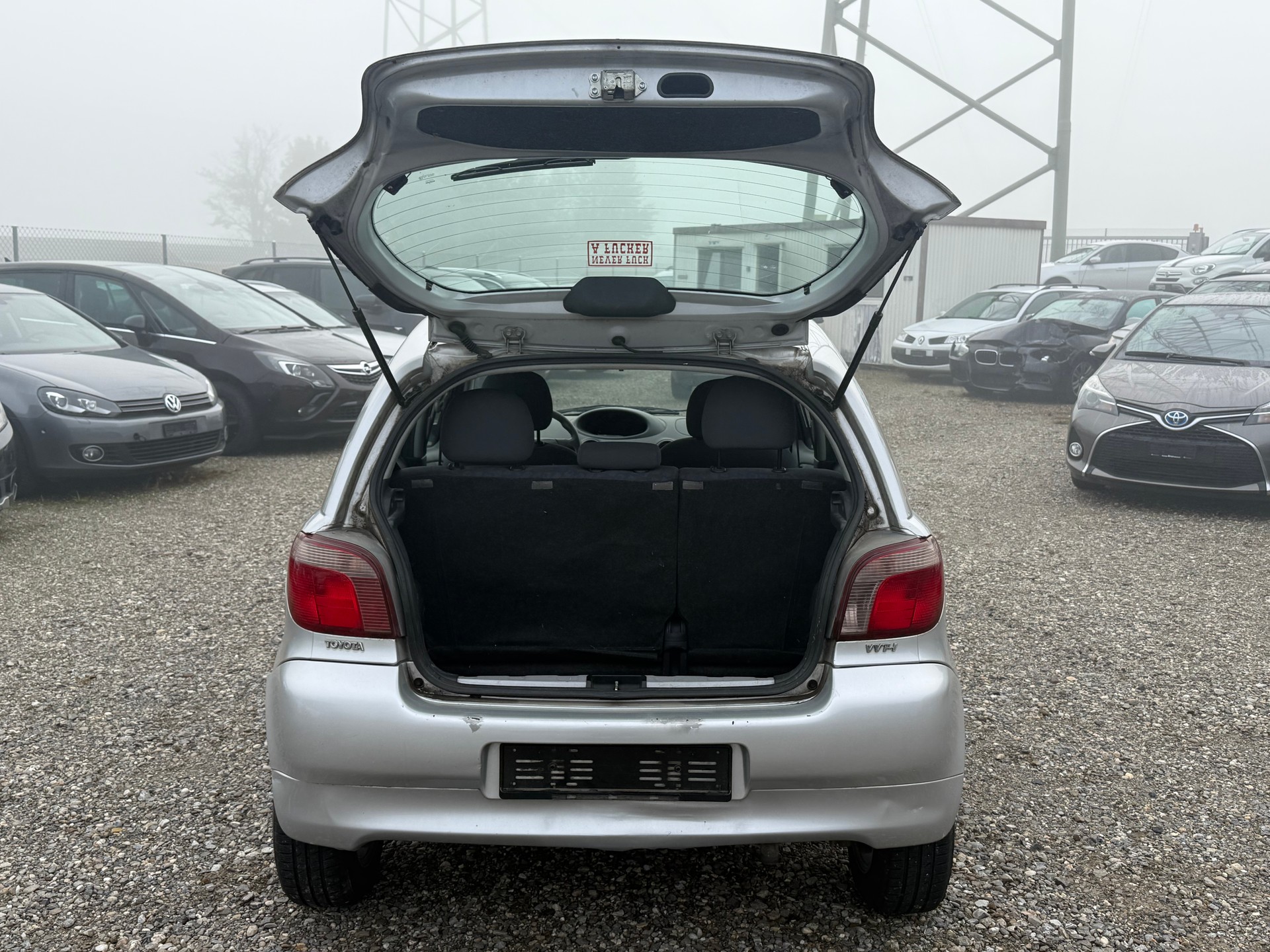 TOYOTA Yaris 1.3-image-13
