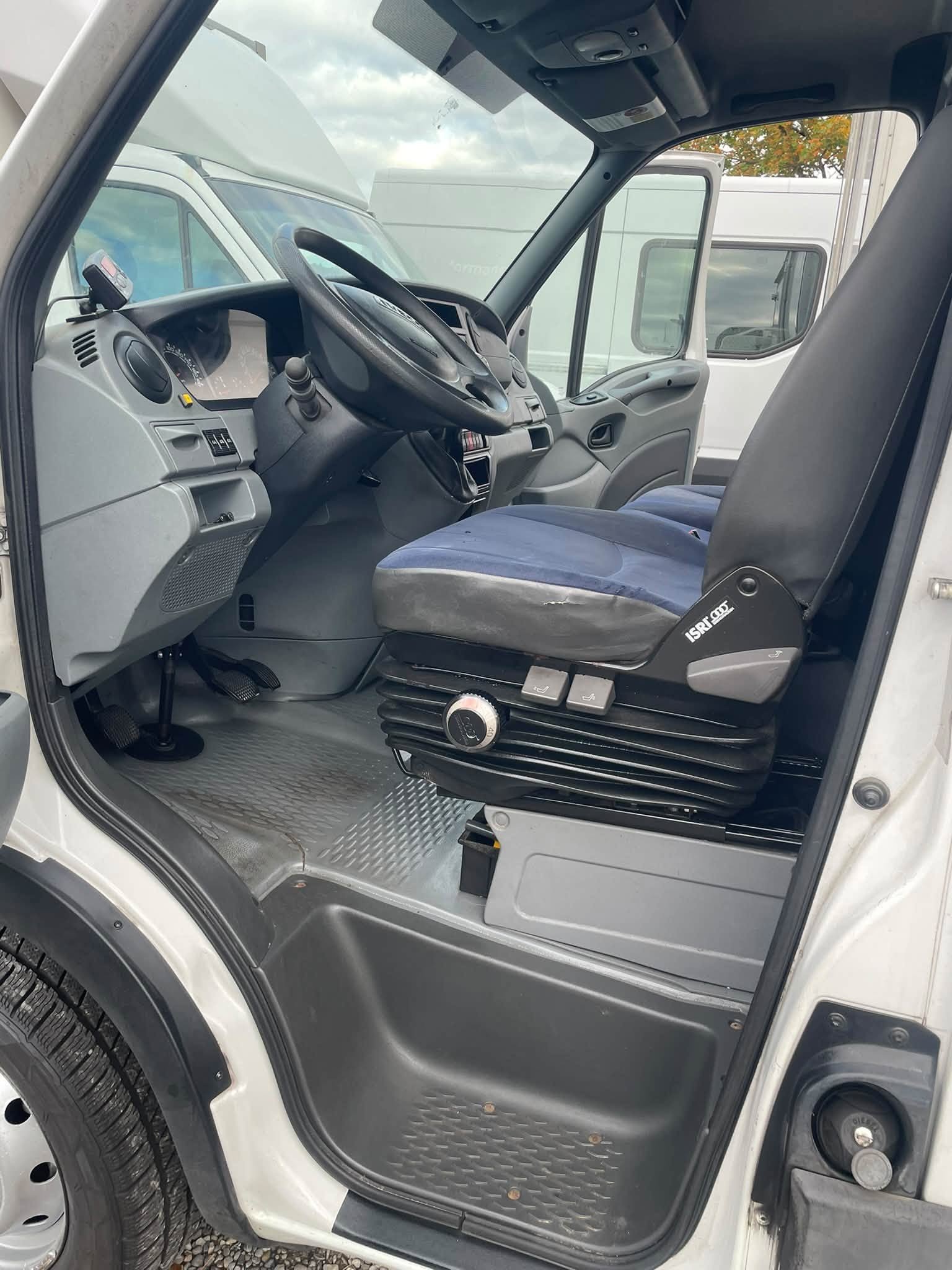 IVECO 35 S 18 D 3.0 HPI Kühlkoffer + LBW-image-8