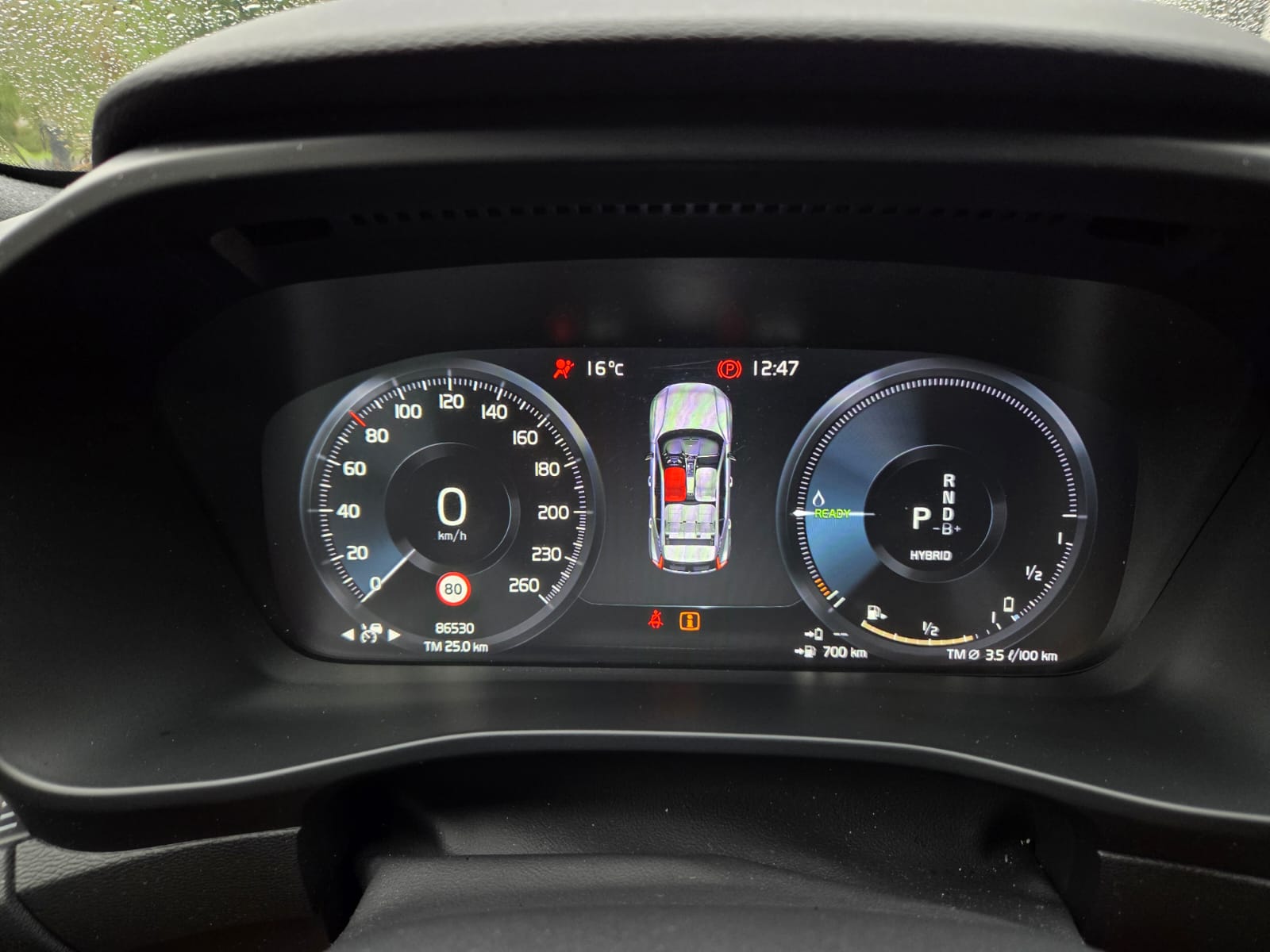 VOLVO XC40 T5 TwE R-Design DCT-image-13