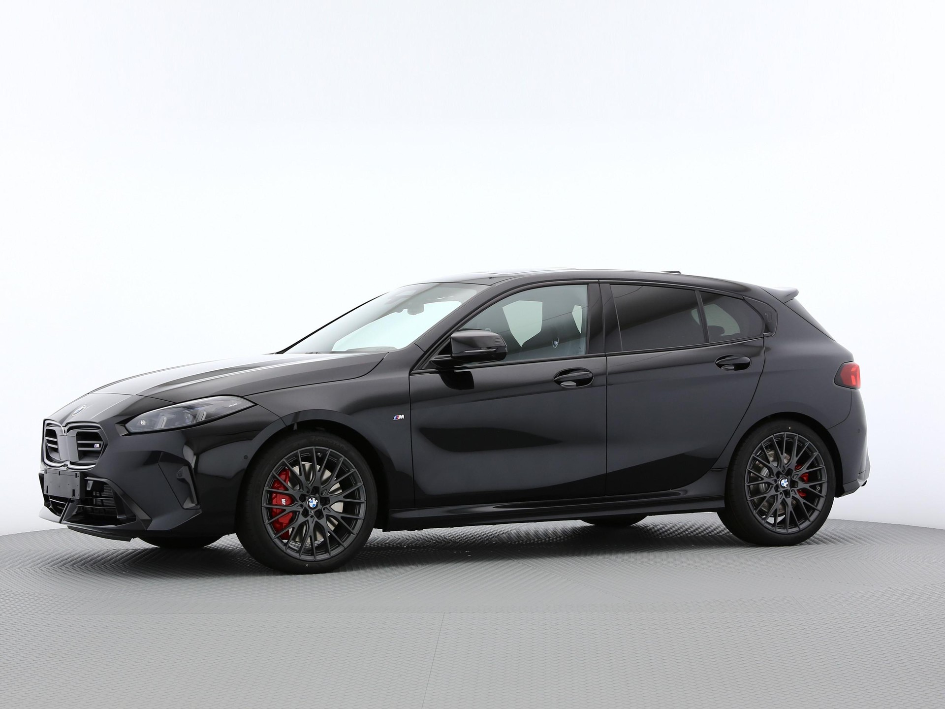 BMW 1er Reihe F70 M135i xDrive-image-9