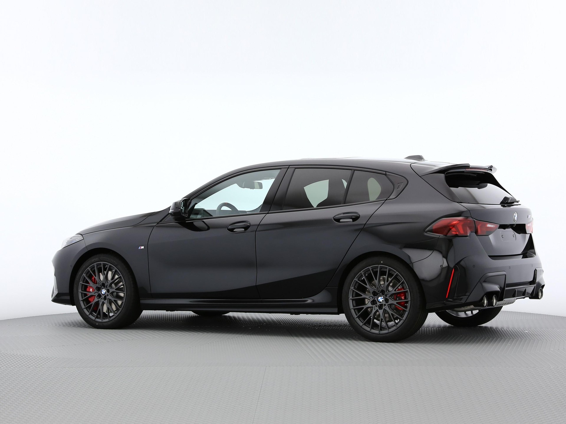 BMW 1er Reihe F70 M135i xDrive-image-13