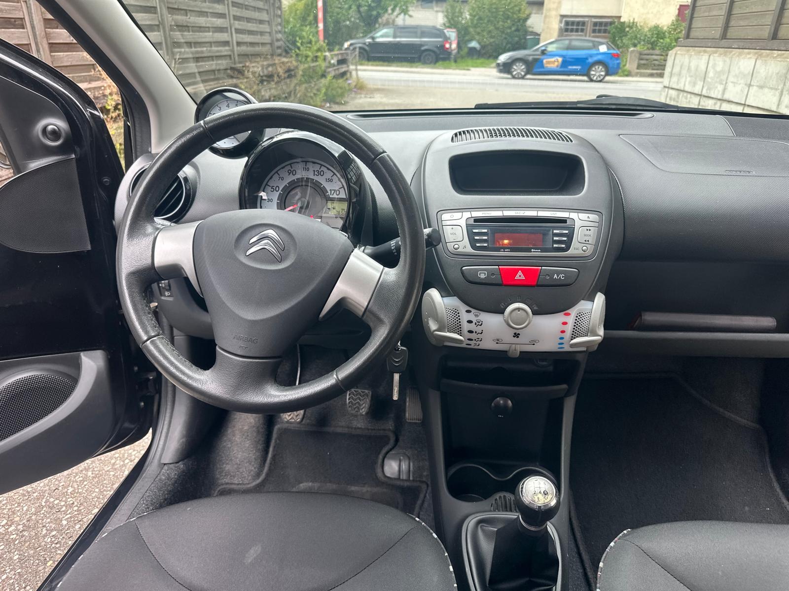 CITROEN C1 1.0i Séduction-image-6