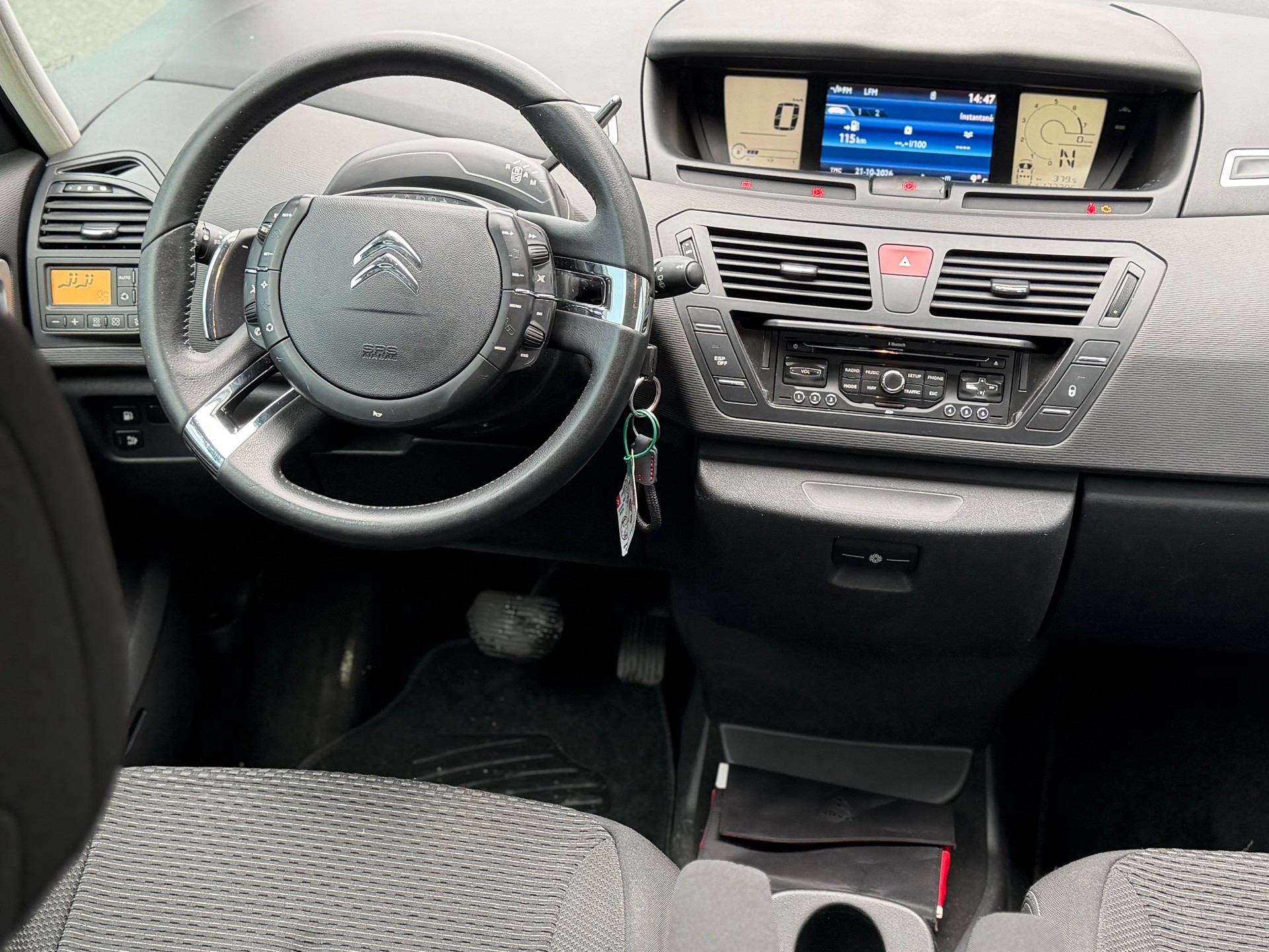 CITROEN C4 PICASSO-image-9