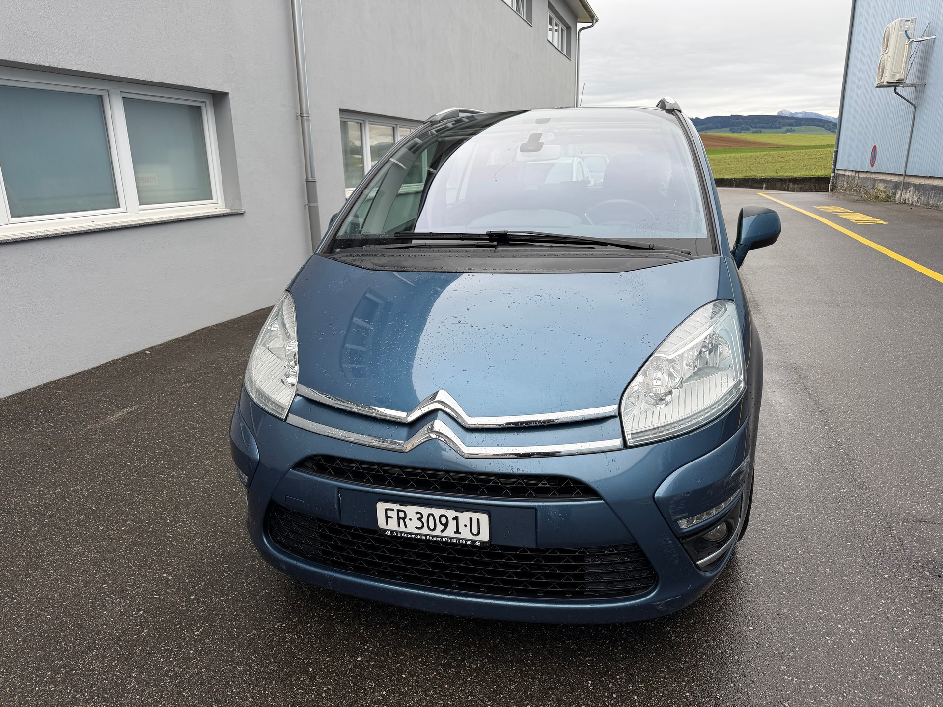 CITROEN C4 PICASSO-image-3