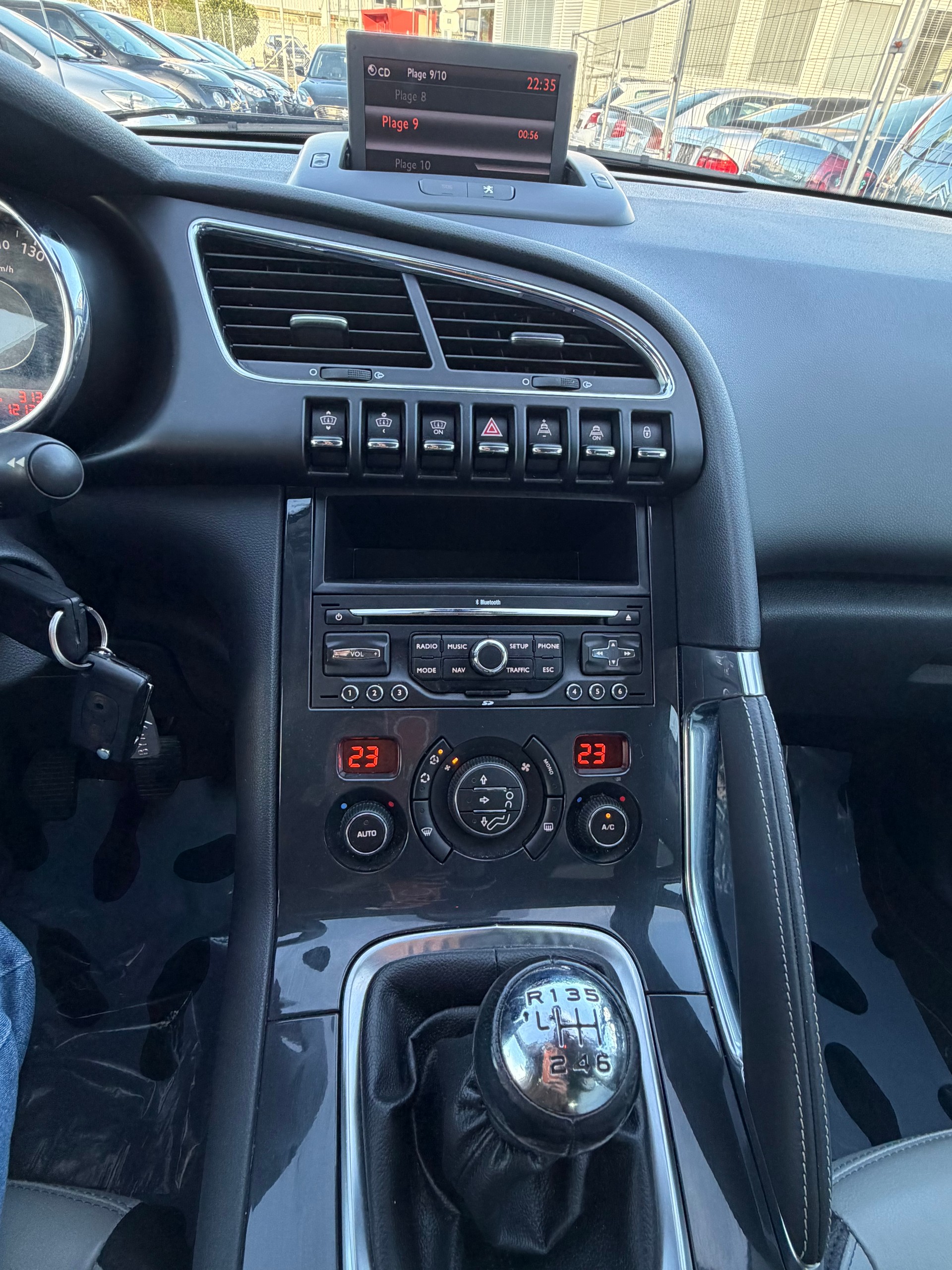 PEUGEOT 3008 1.6 16V T Sport Pack-image-10