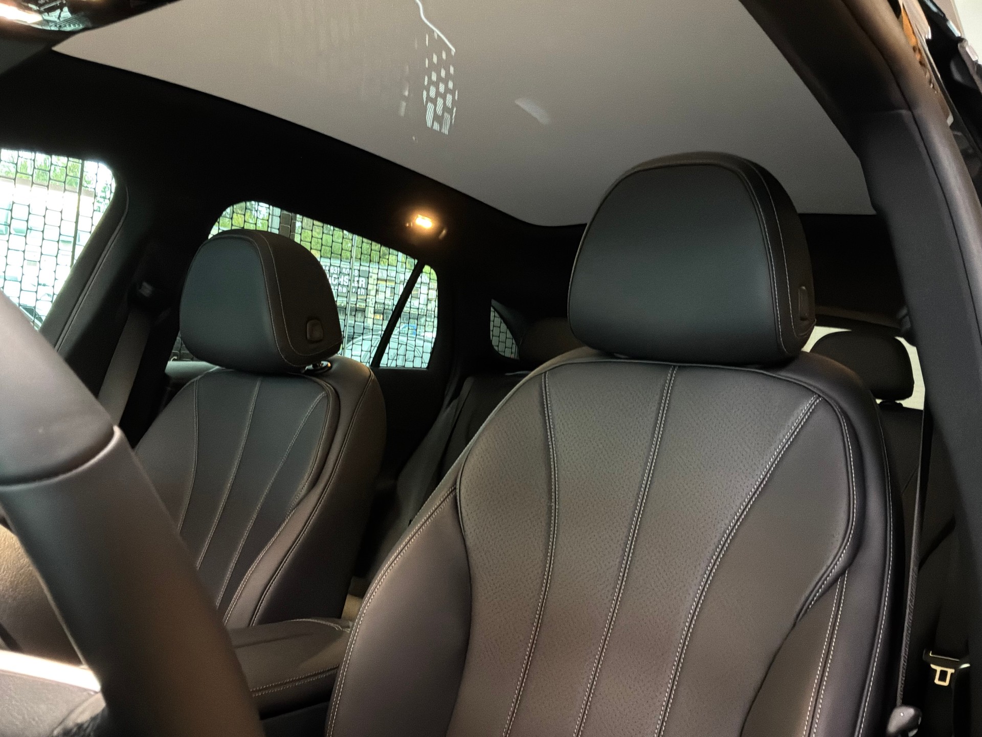 MERCEDES-BENZ GLC 300 4MATIC 85 kWh-image-11