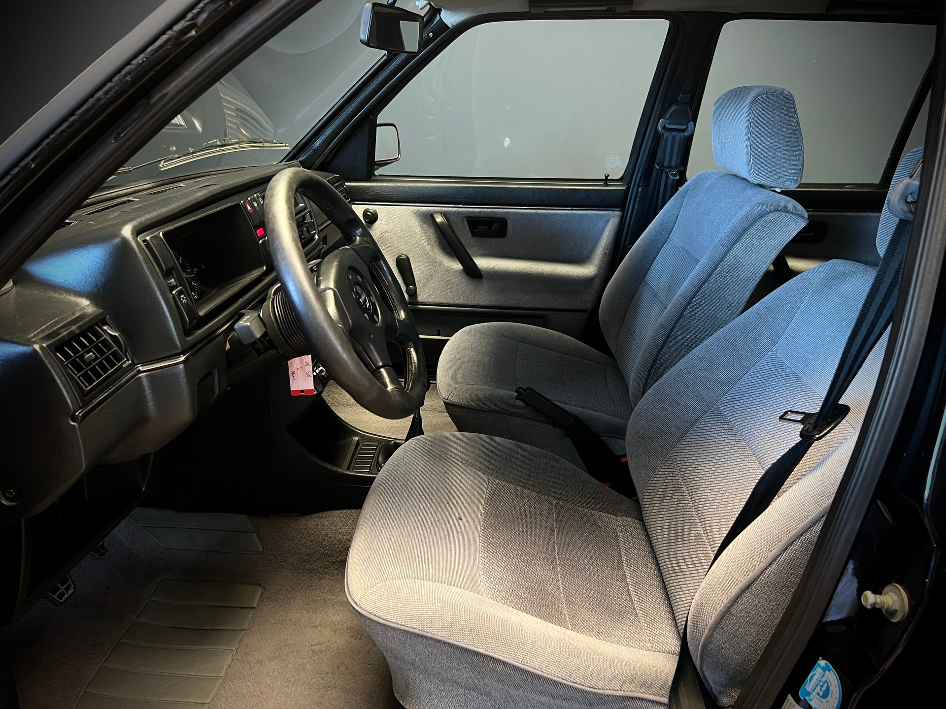 VW Golf 1300 GL-image-5