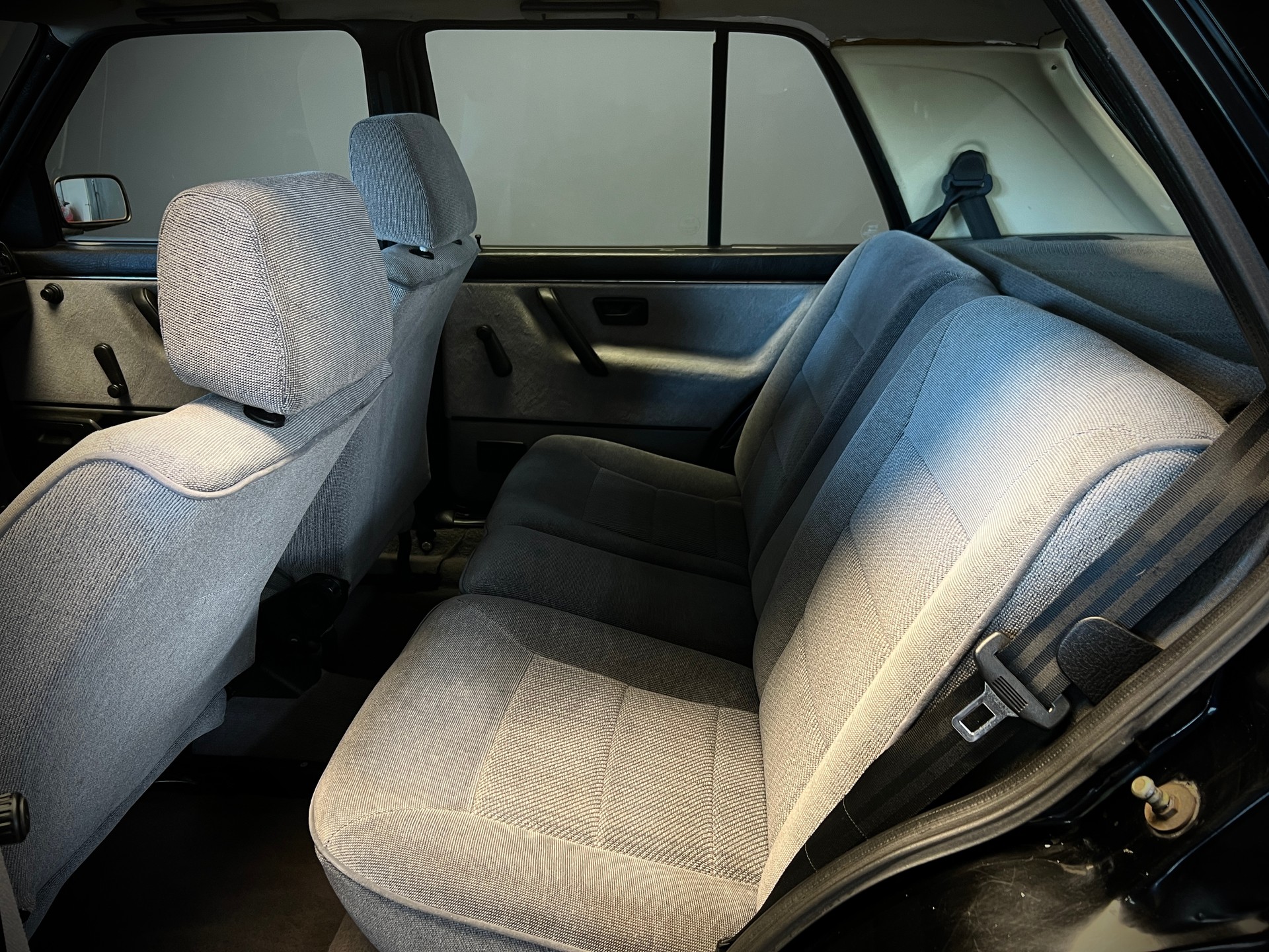 VW Golf 1300 GL-image-4