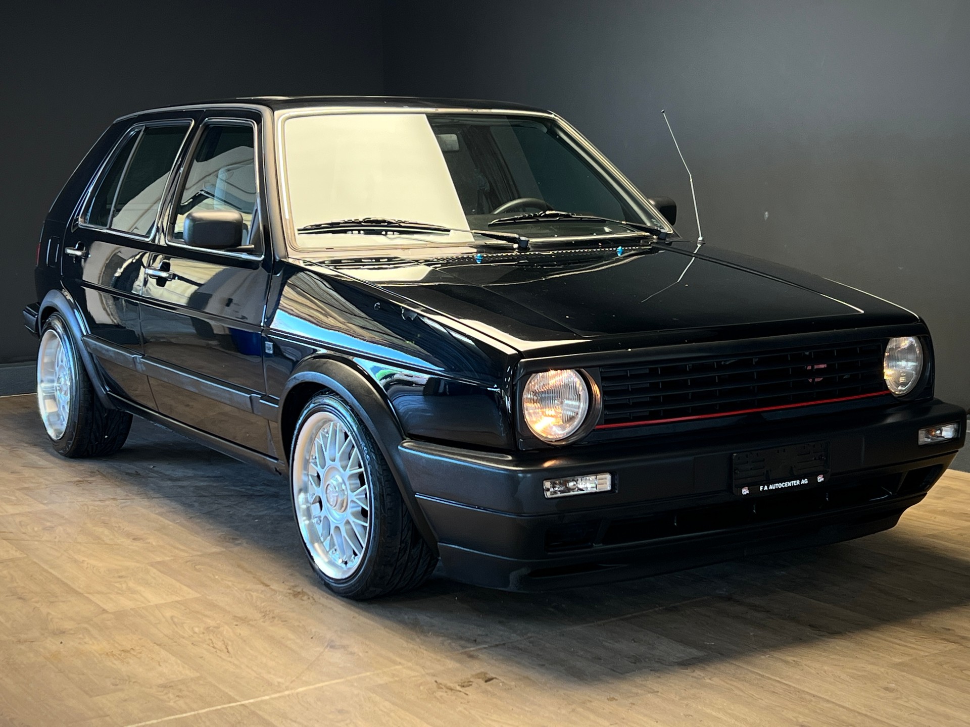 VW Golf 1300 GL-image-0
