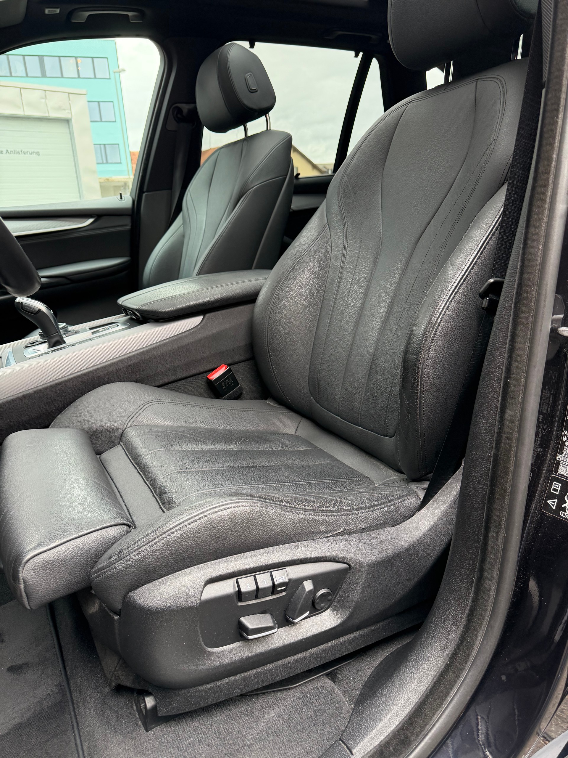 BMW X5 30d xDrive-image-12