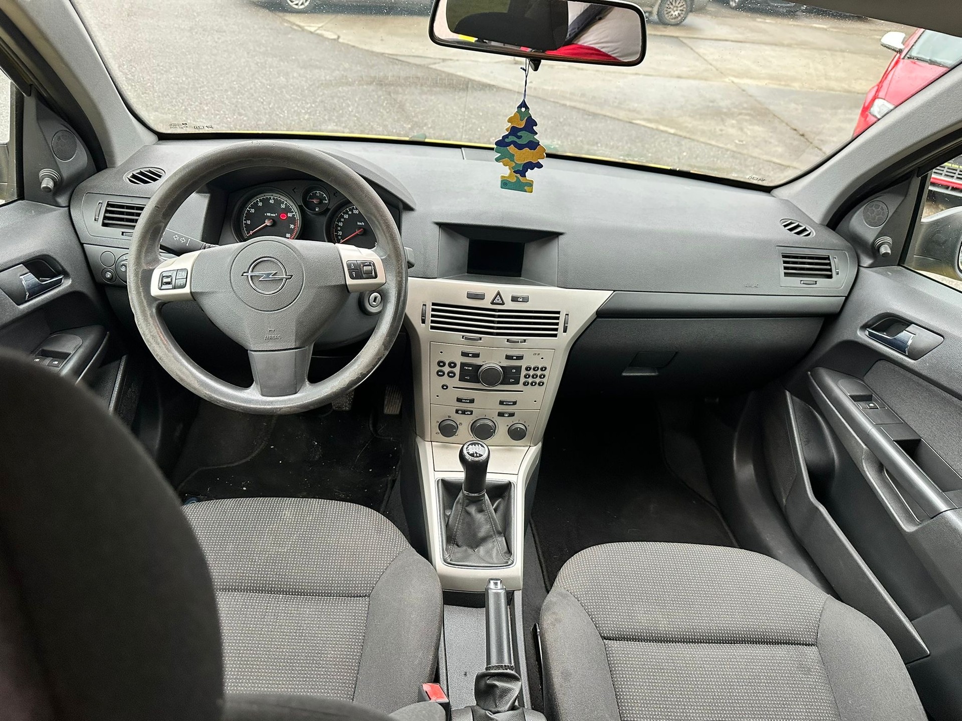 OPEL Astra Caravan 1.6i 16V-image-11