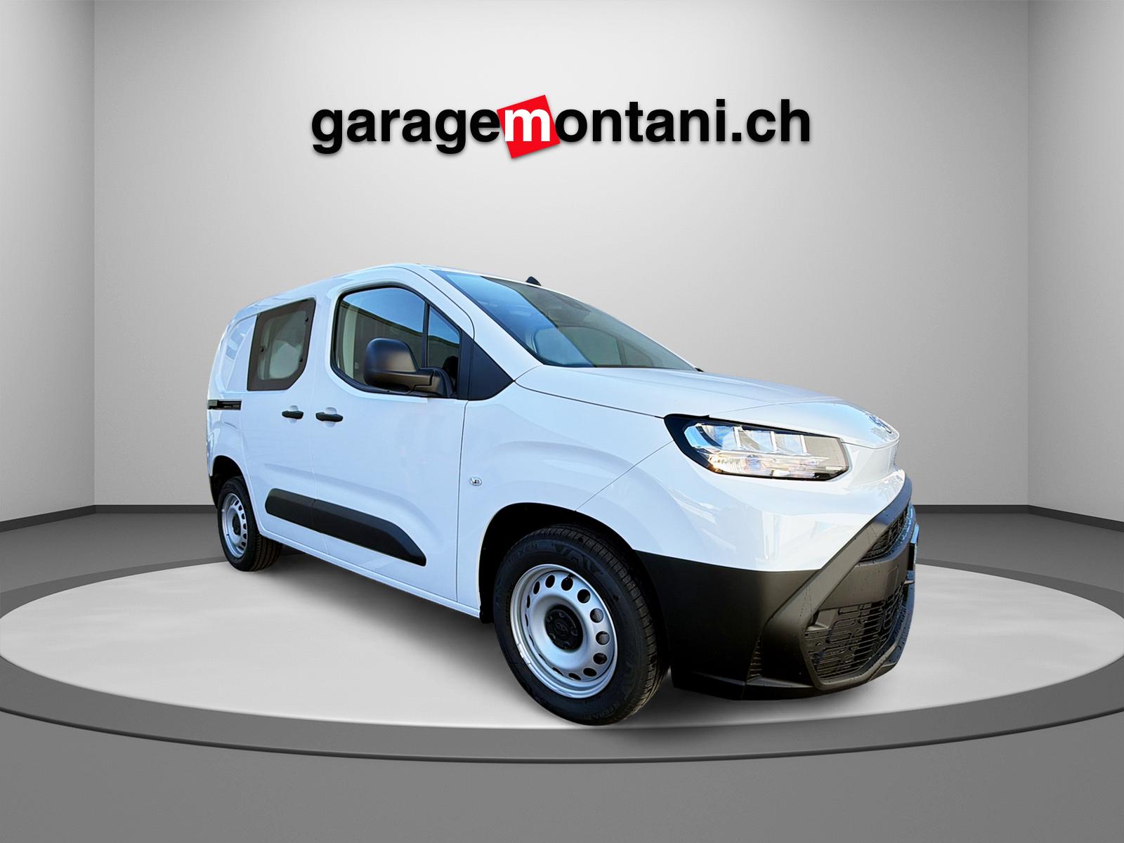 TOYOTA PROACE CITY Van L1 1.2 Active-image-1