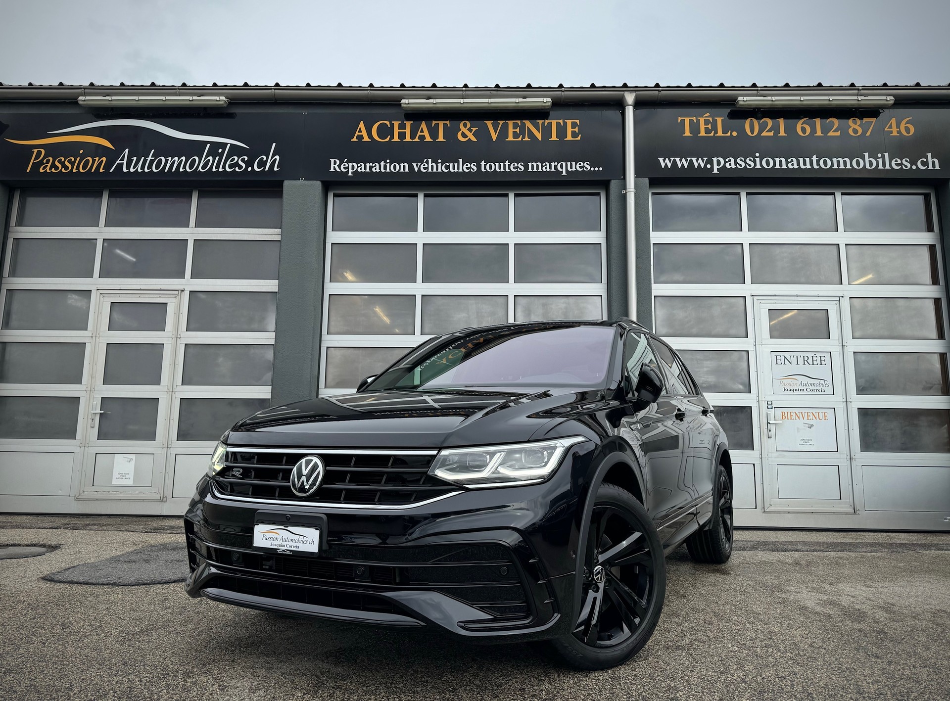 VW Tiguan 2.0TSI R-Line 4Motion DSG - Véhicule Suisse (CH)-image-15