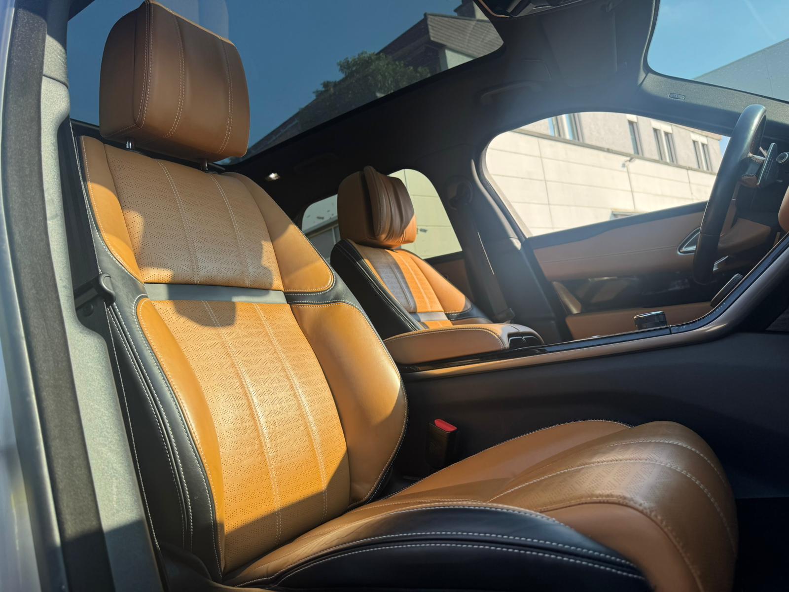 LAND ROVER Range Rover Velar R-Dynamic P 380 S Automatic-image-10