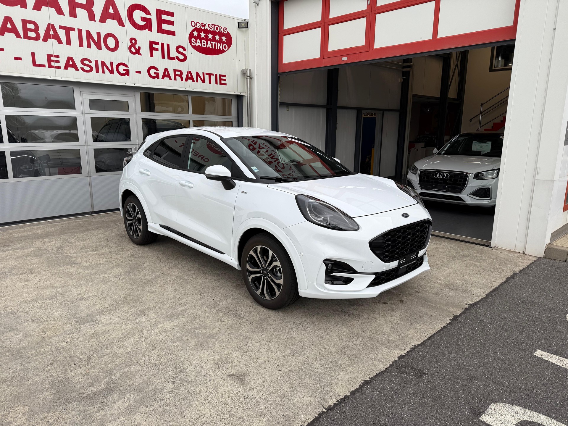 FORD Puma 1.0 MHEV ST-Line Automat-image-2