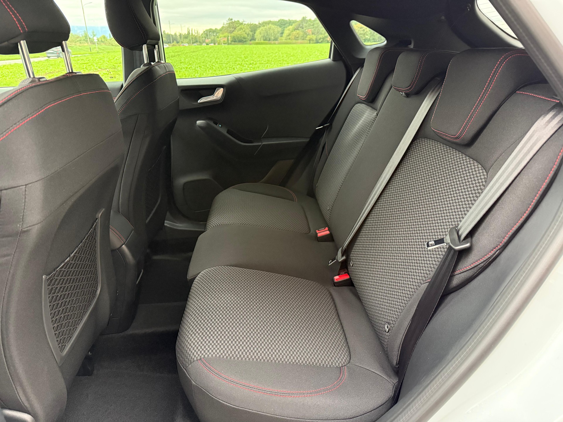FORD Puma 1.0 MHEV ST-Line Automat-image-12