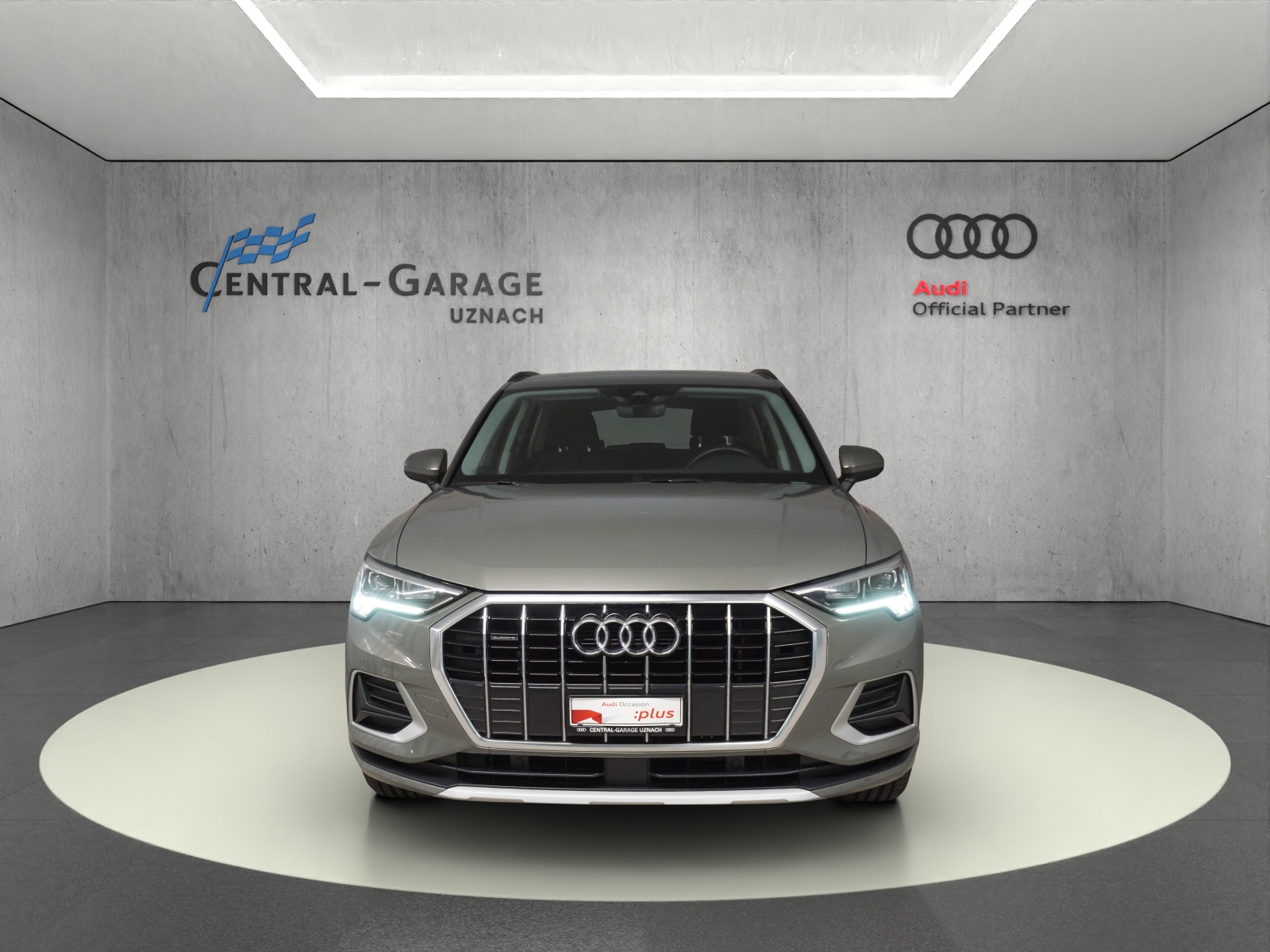 AUDI Q3 35 TDI advanced quattro S-tronic-image-1