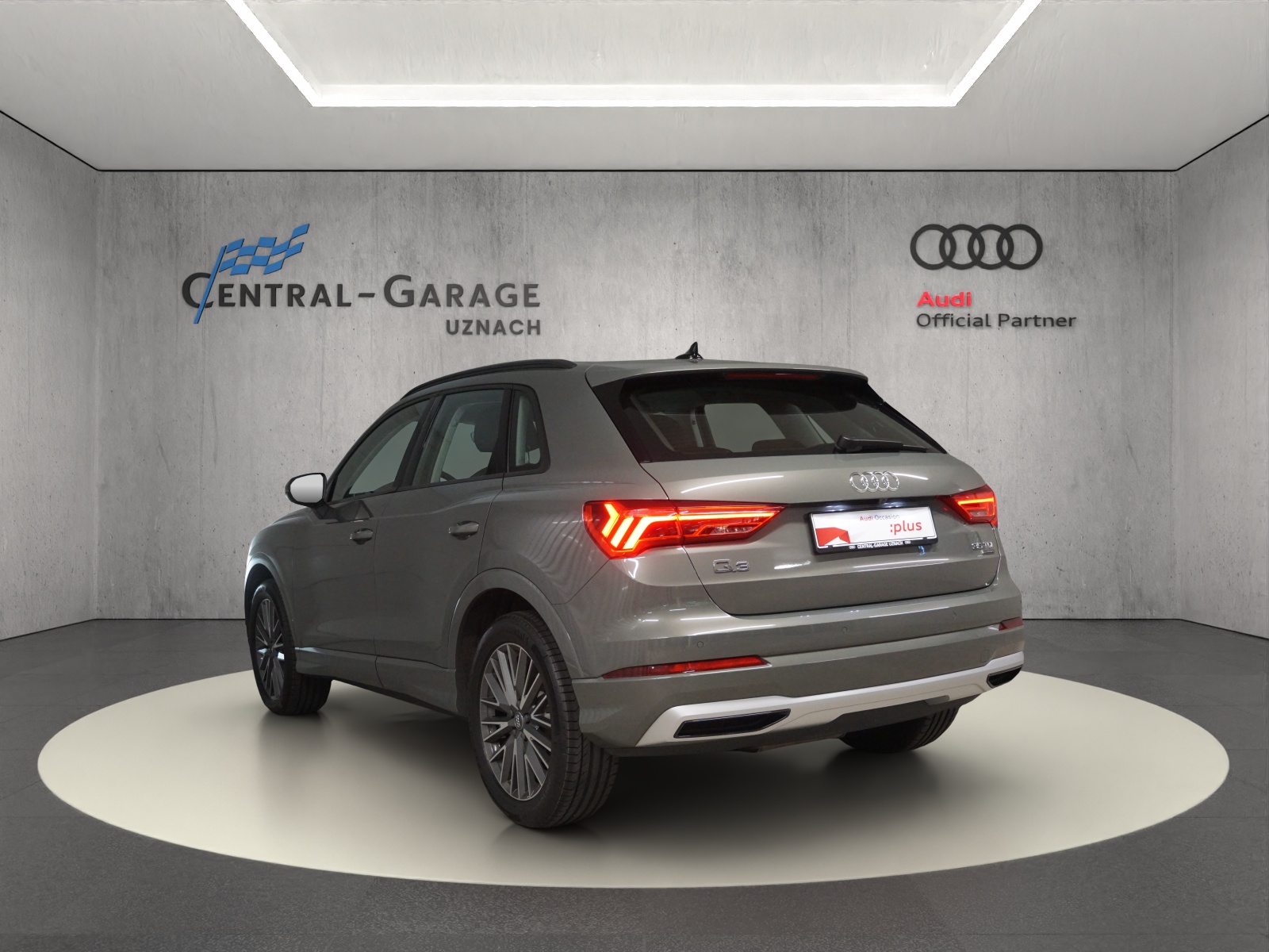 AUDI Q3 35 TDI advanced quattro S-tronic-image-2