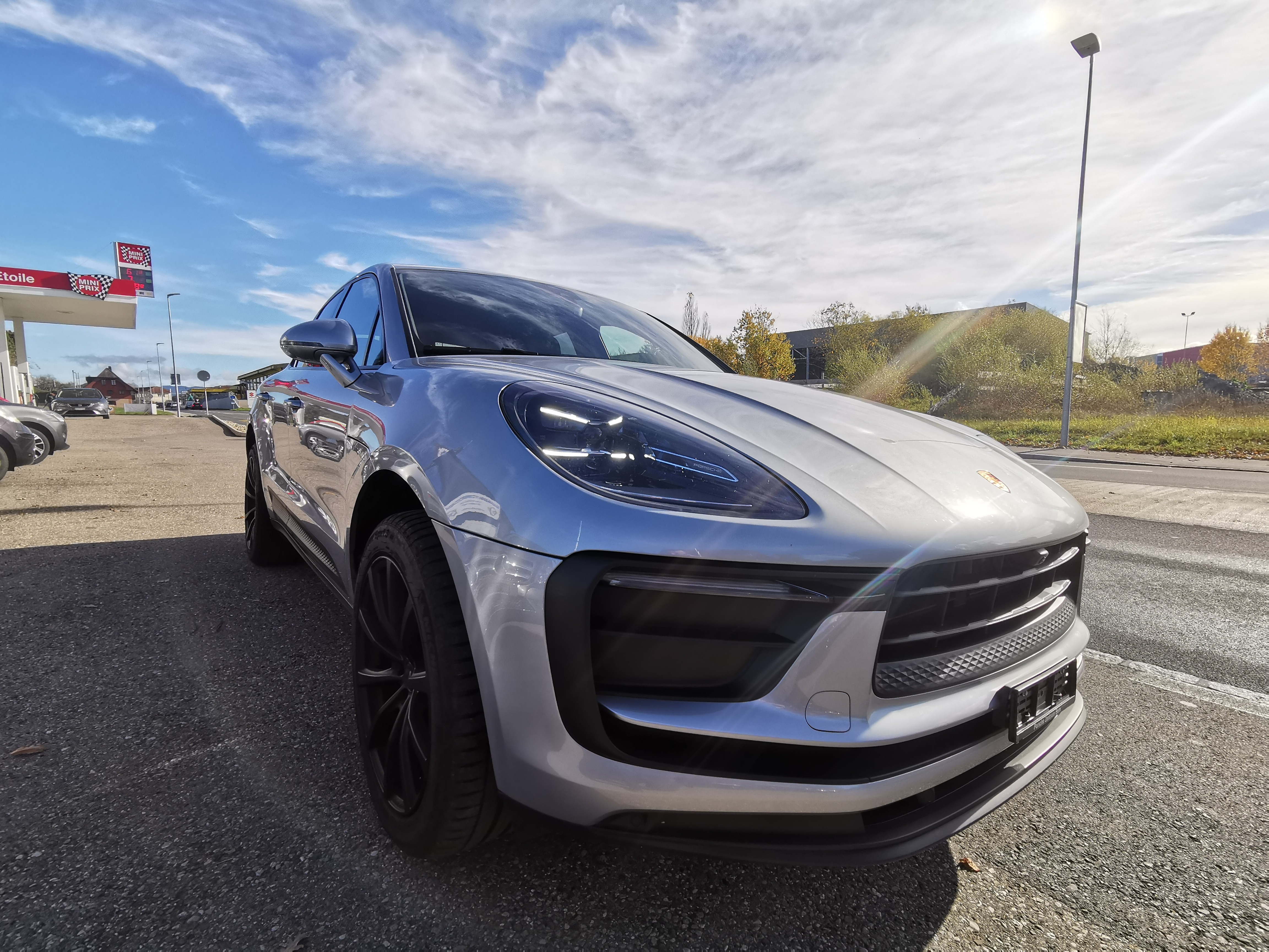 PORSCHE Macan PDK (SUV / Geländewagen) Porsche PORSCHE Macan PDK (SUV / Geländewagen)