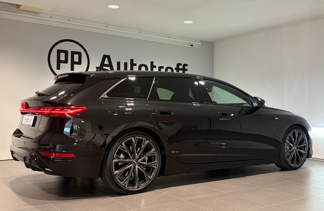 AUDI A6 Avant e-tron quattro-image-14