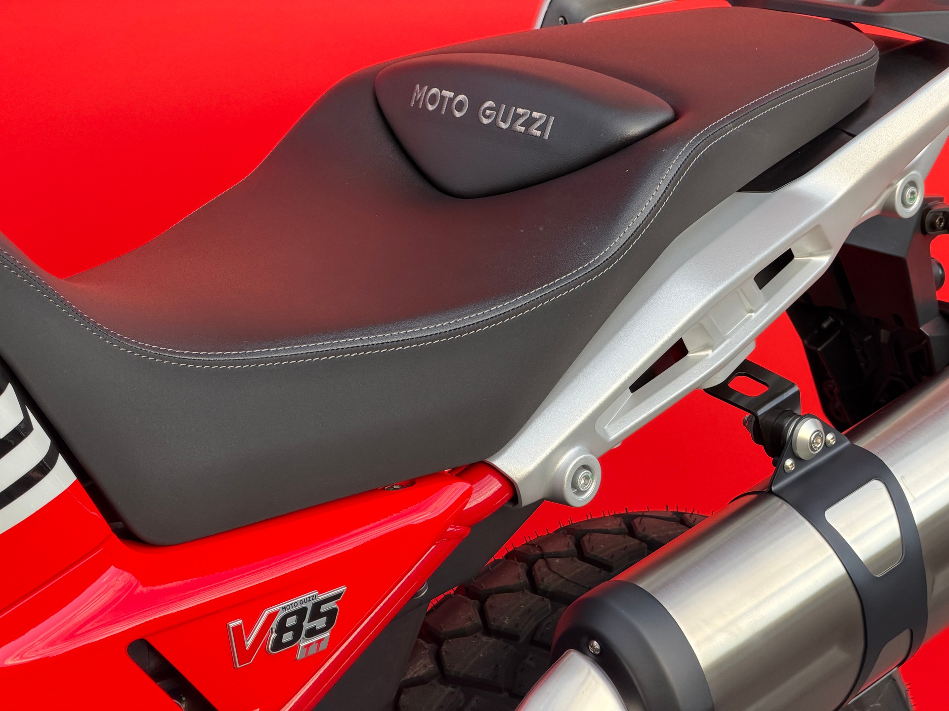 MOTO GUZZI V85 TT E5+ (35kW)-image-4