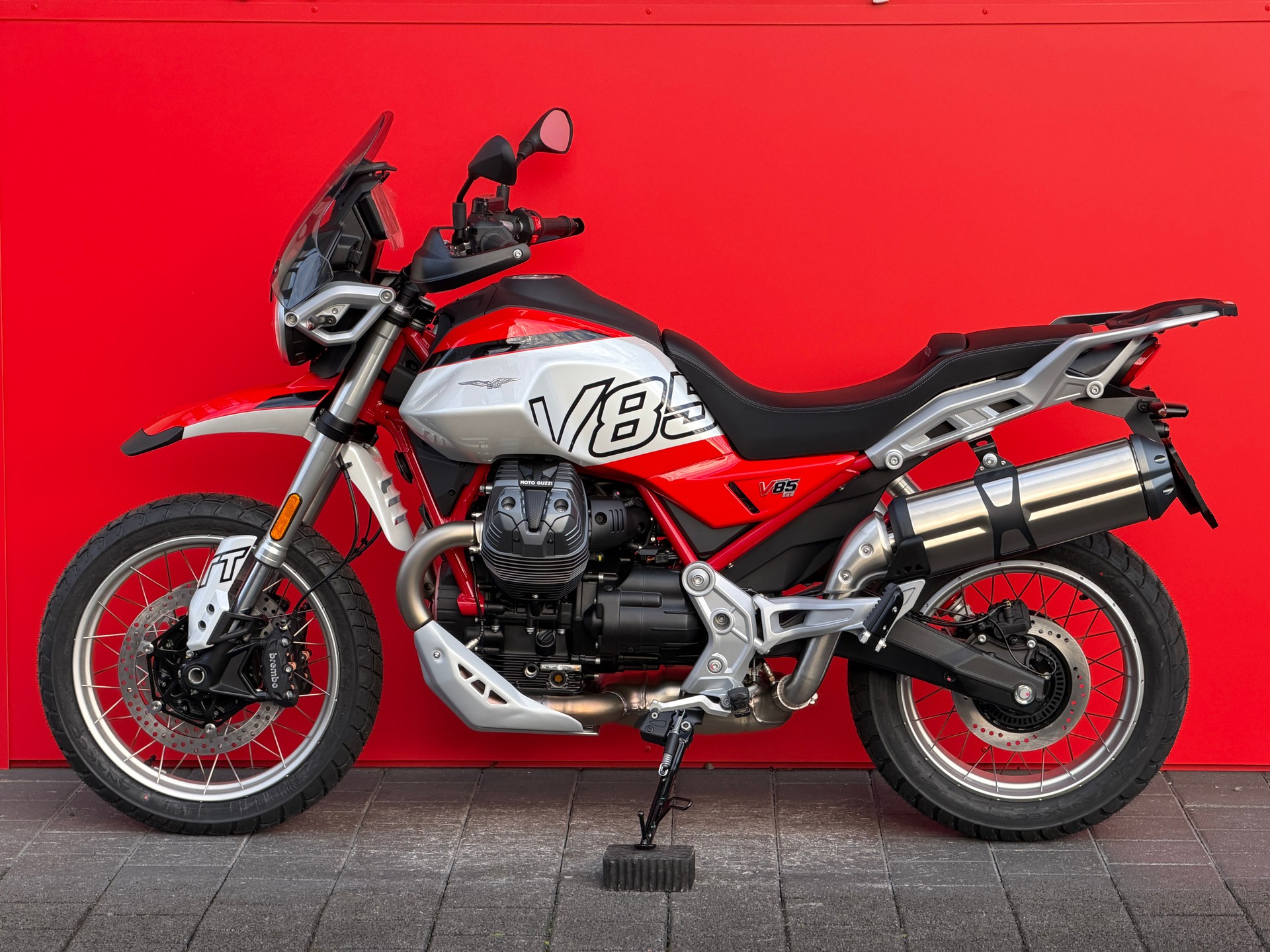 MOTO GUZZI V85 TT E5+ (35kW)-showroom-element-2