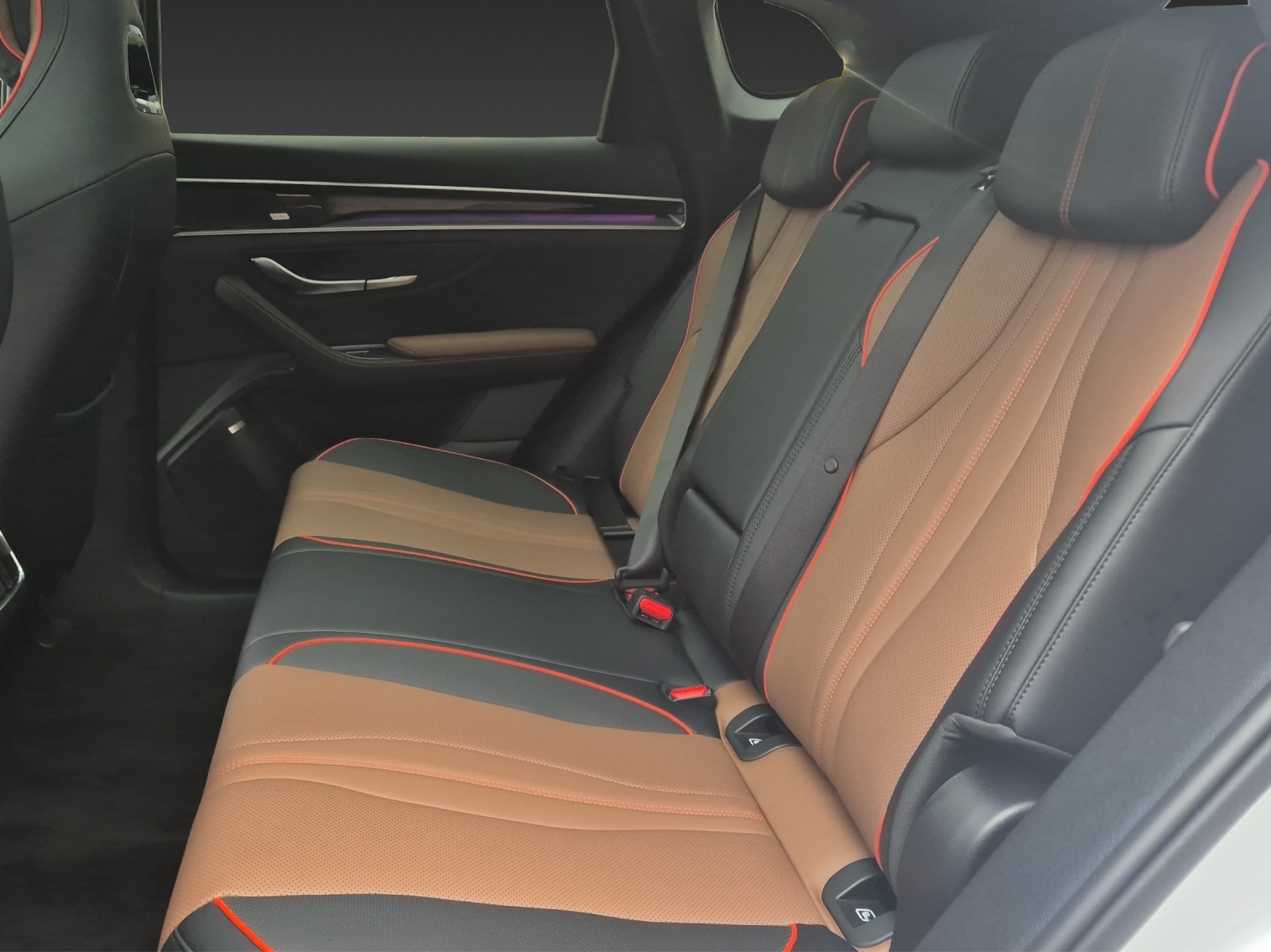 BYD Seal U DM-i Design AWD-image-30