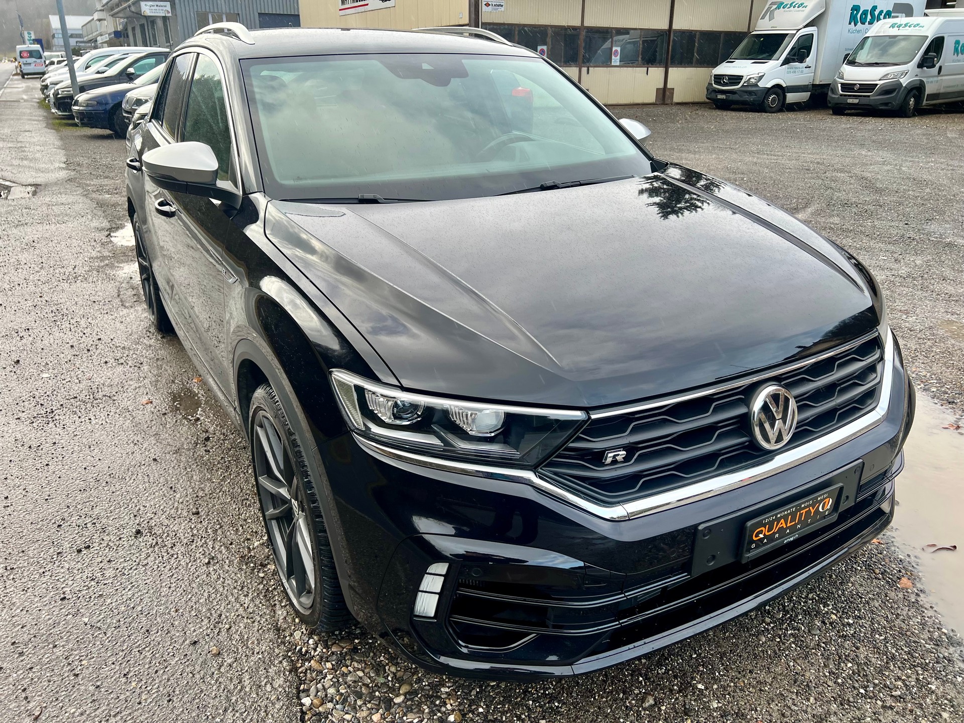 VW T-Roc 2.0 TSI R DSG 4Motion-image-4