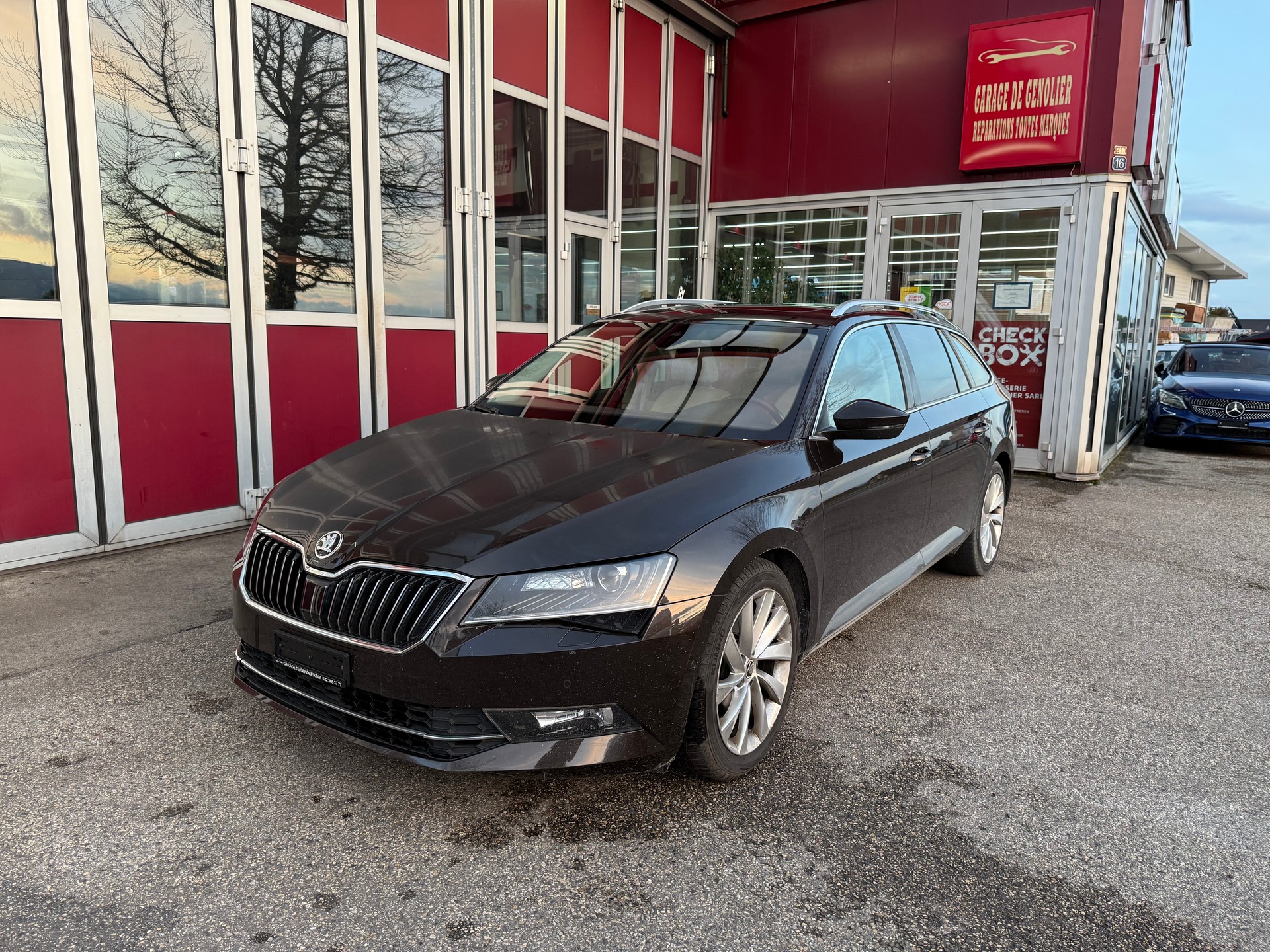 SKODA Superb Combi 2.0 TDi L&K 4x4 DSG