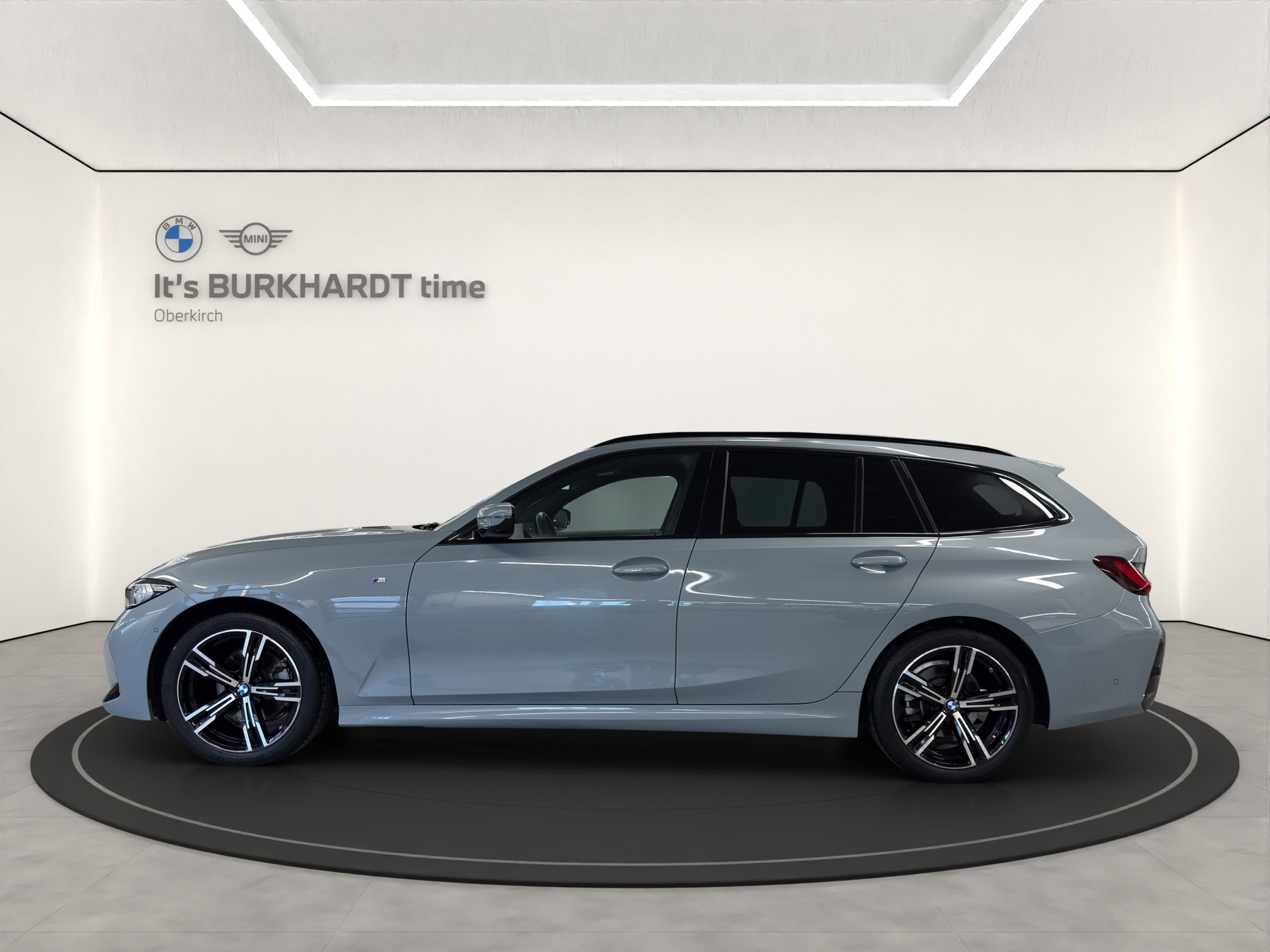 BMW 320d xDr 48V Tour M Sport-image-1