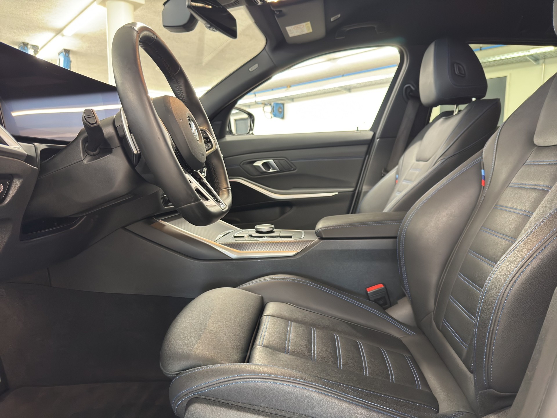 BMW 320d xDr 48V Tour M Sport-image-18